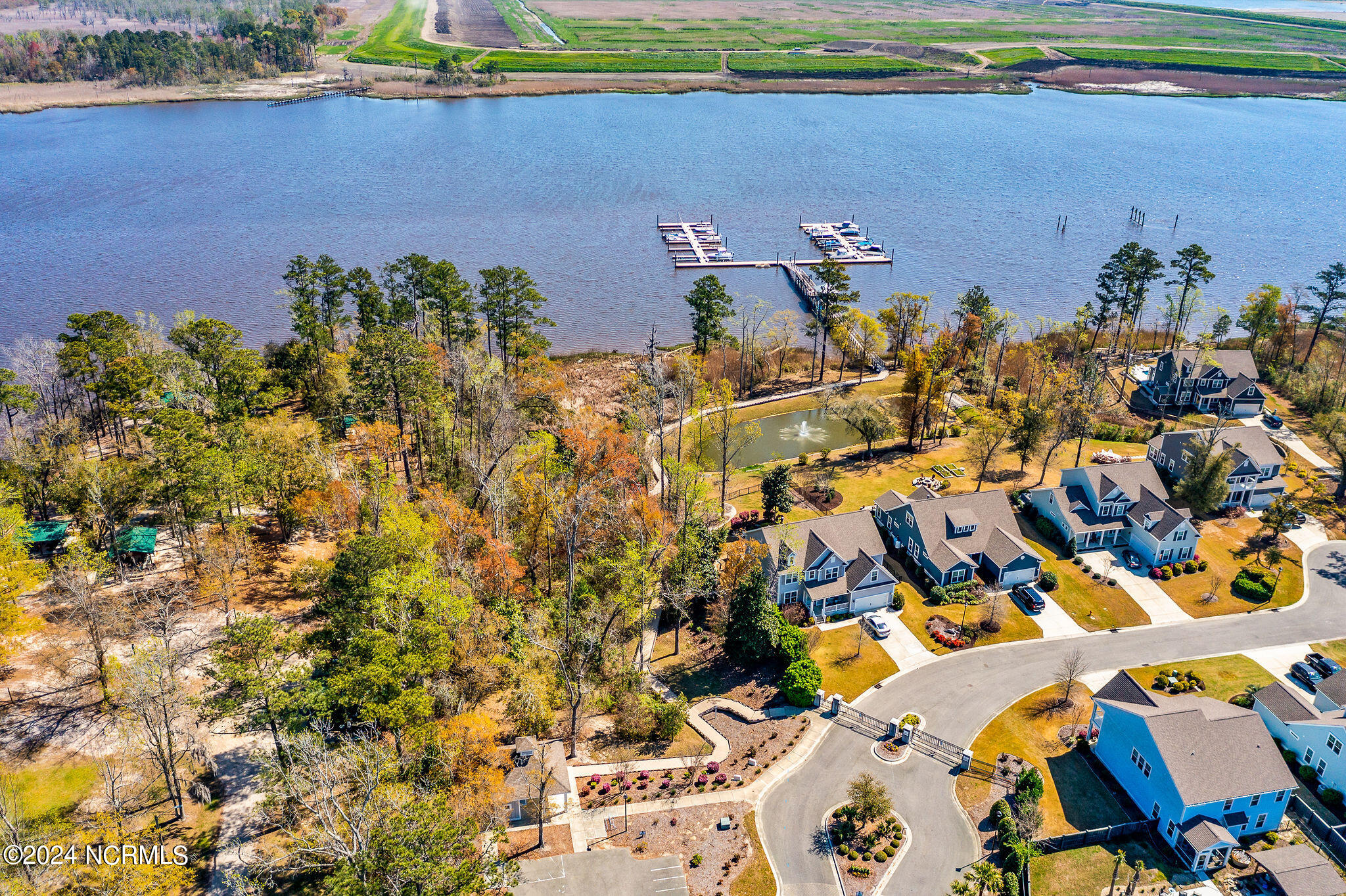 543 Esthwaite Drive SE