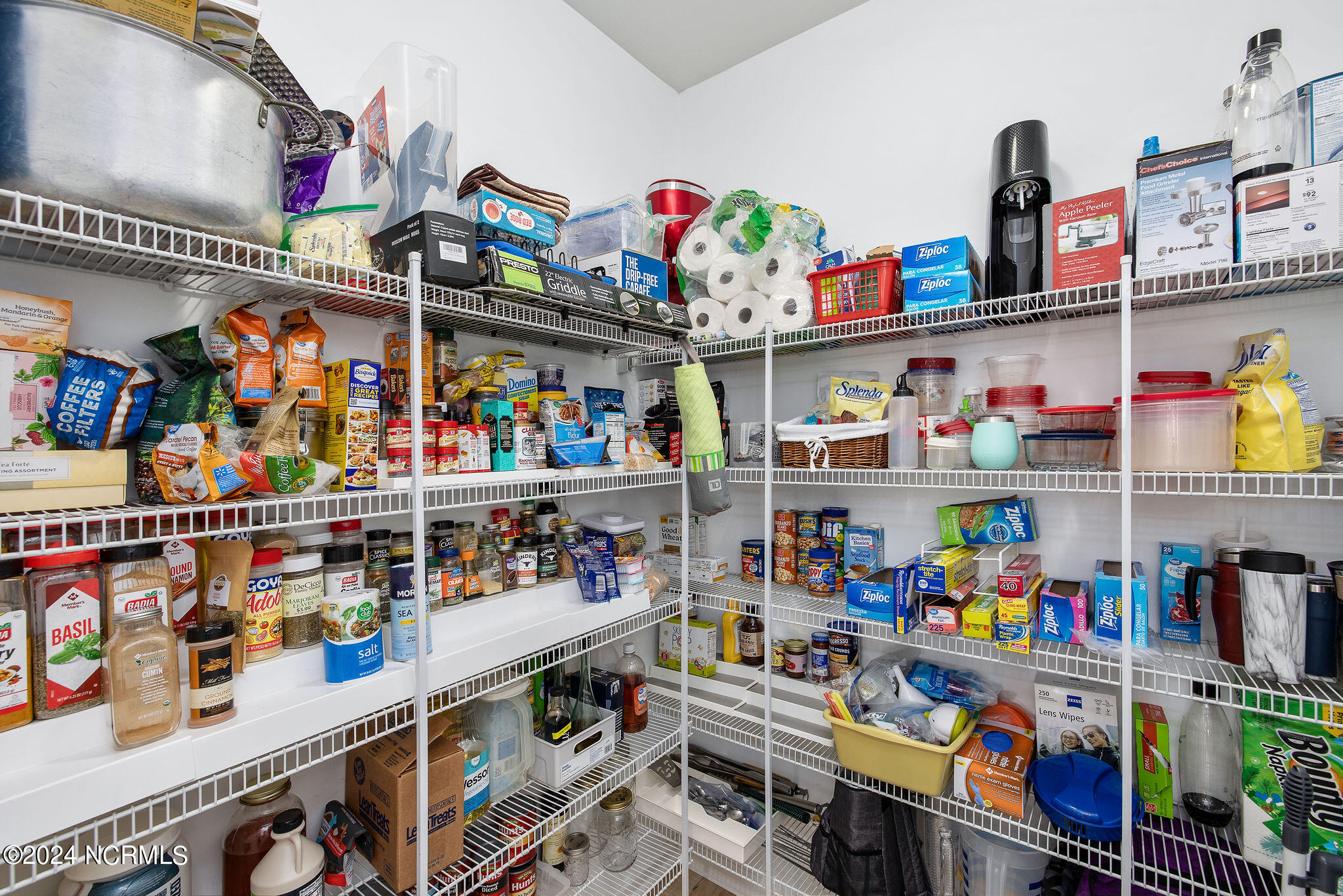 543 Esthwaite Drive SE