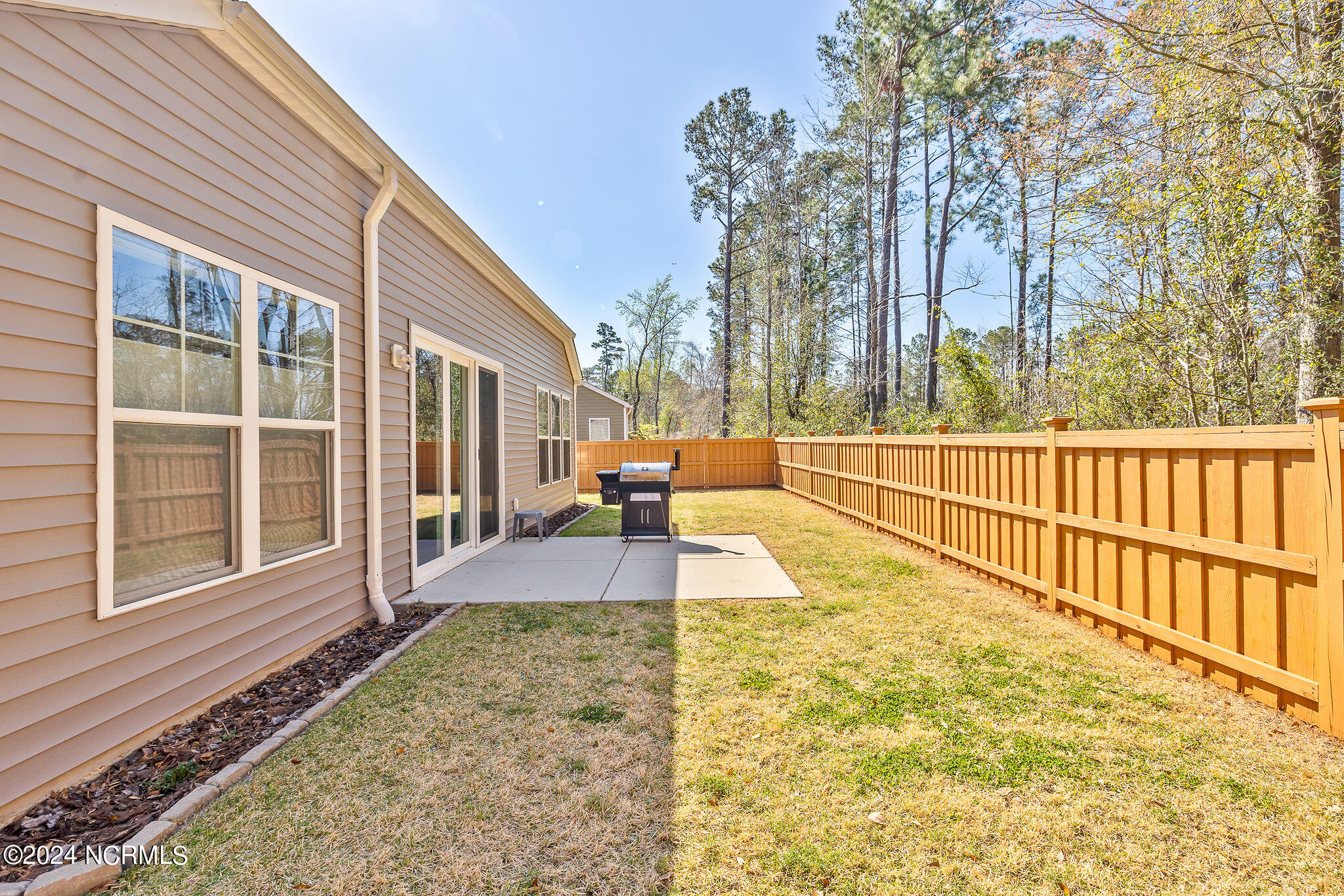 543 Esthwaite Drive SE