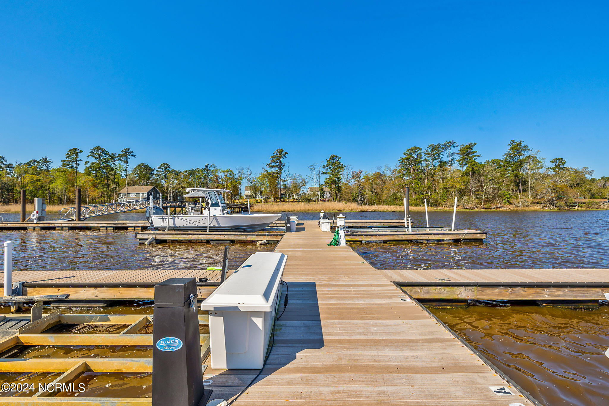 543 Esthwaite Drive SE