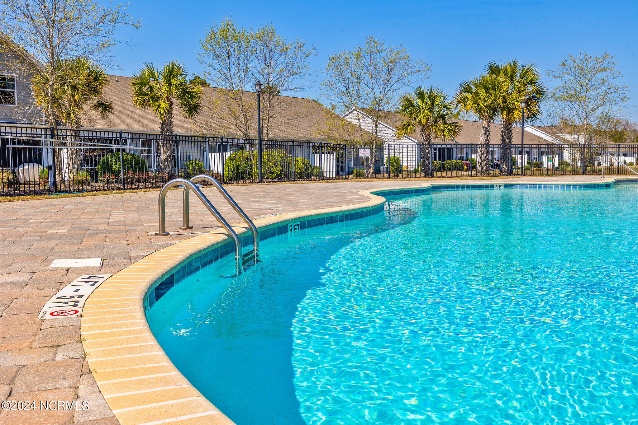 543 Esthwaite Drive SE