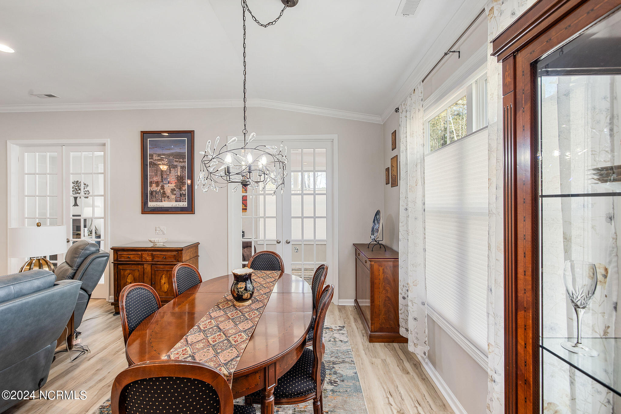 543 Esthwaite Drive SE