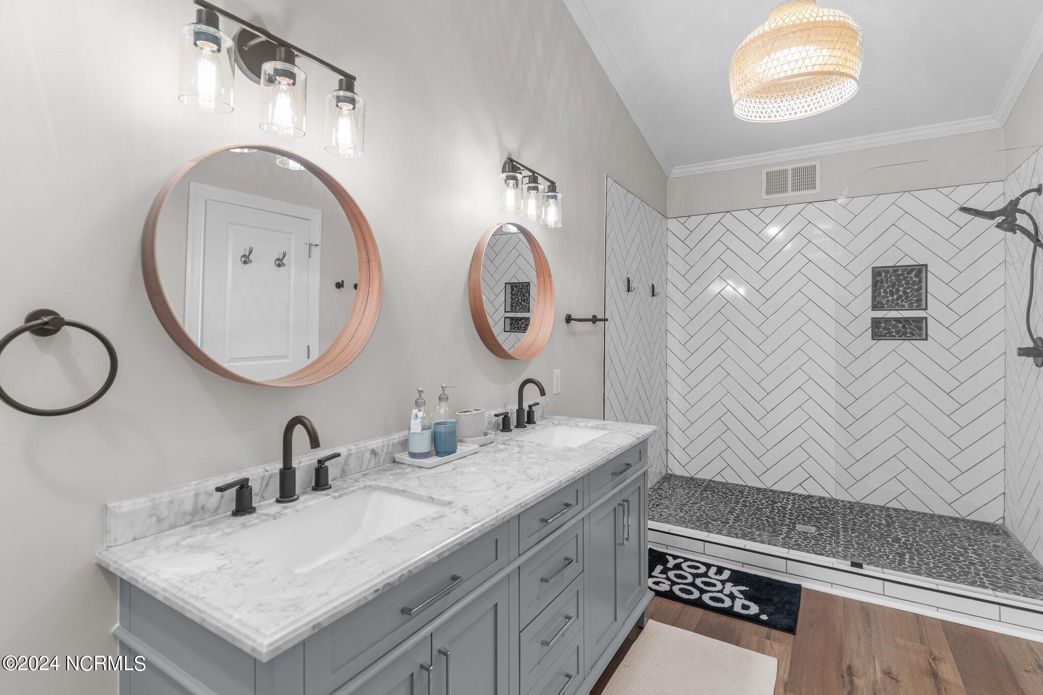 1305 Canal Drive Apt 7