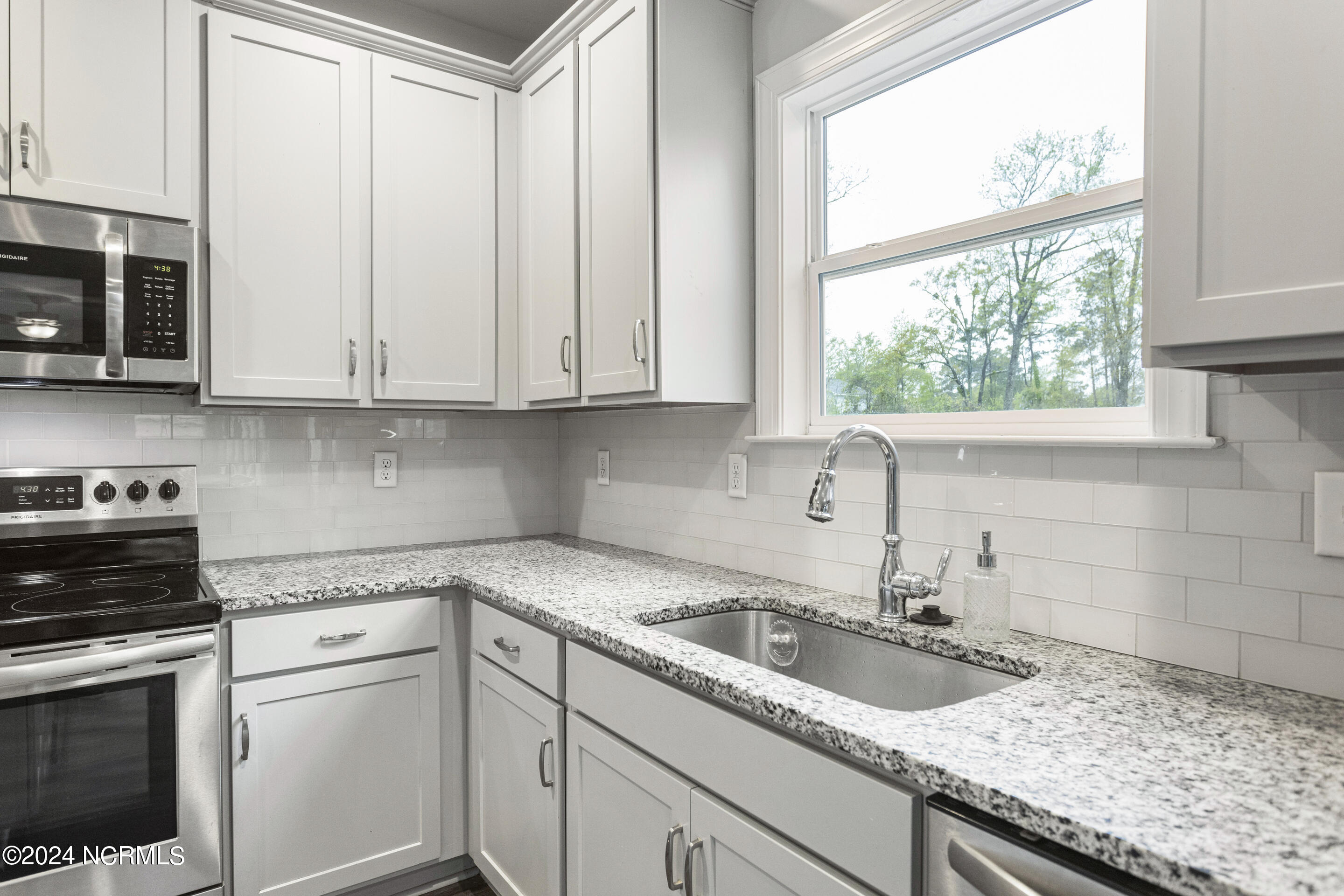 10121 Belville Oaks Lane