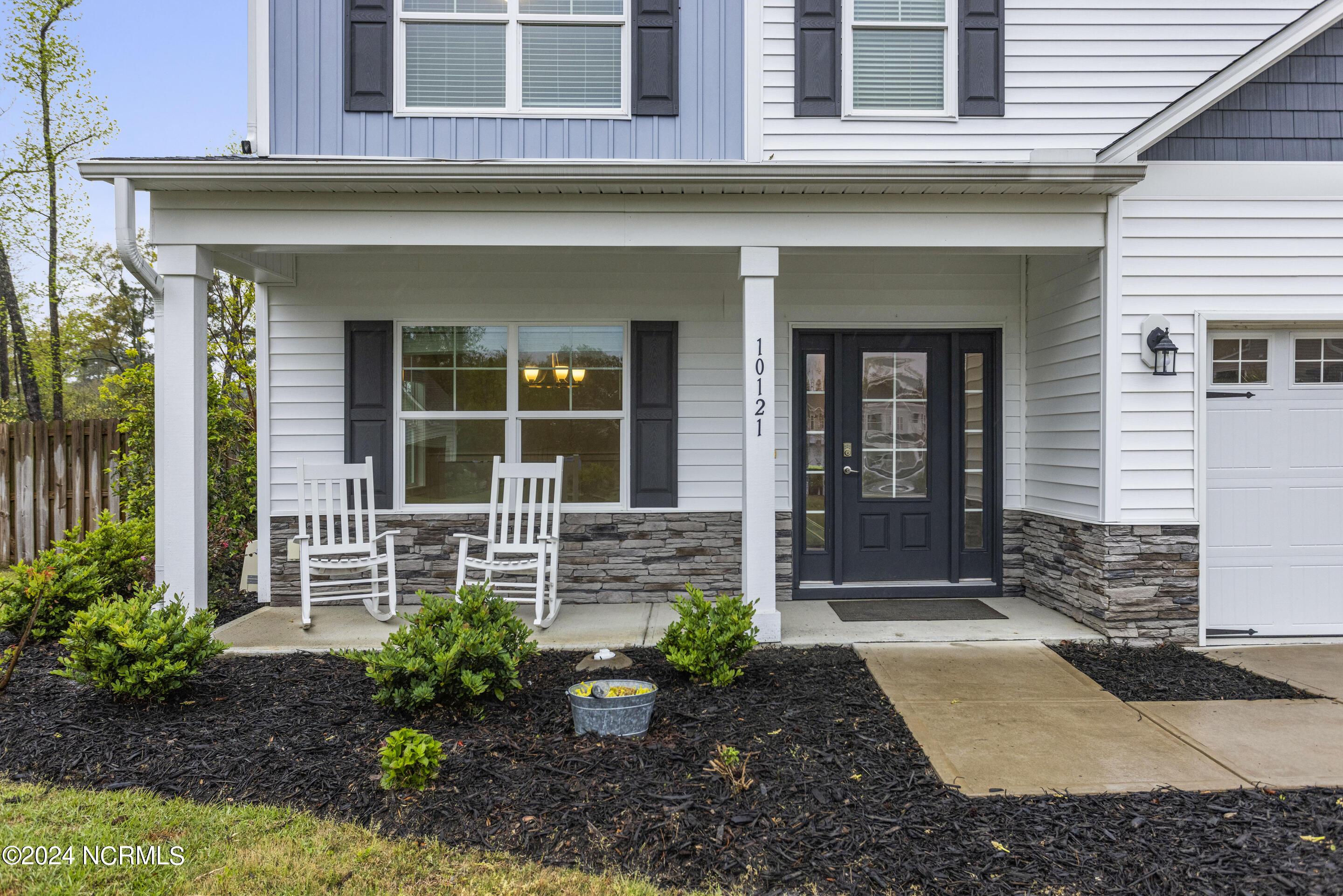 10121 Belville Oaks Lane