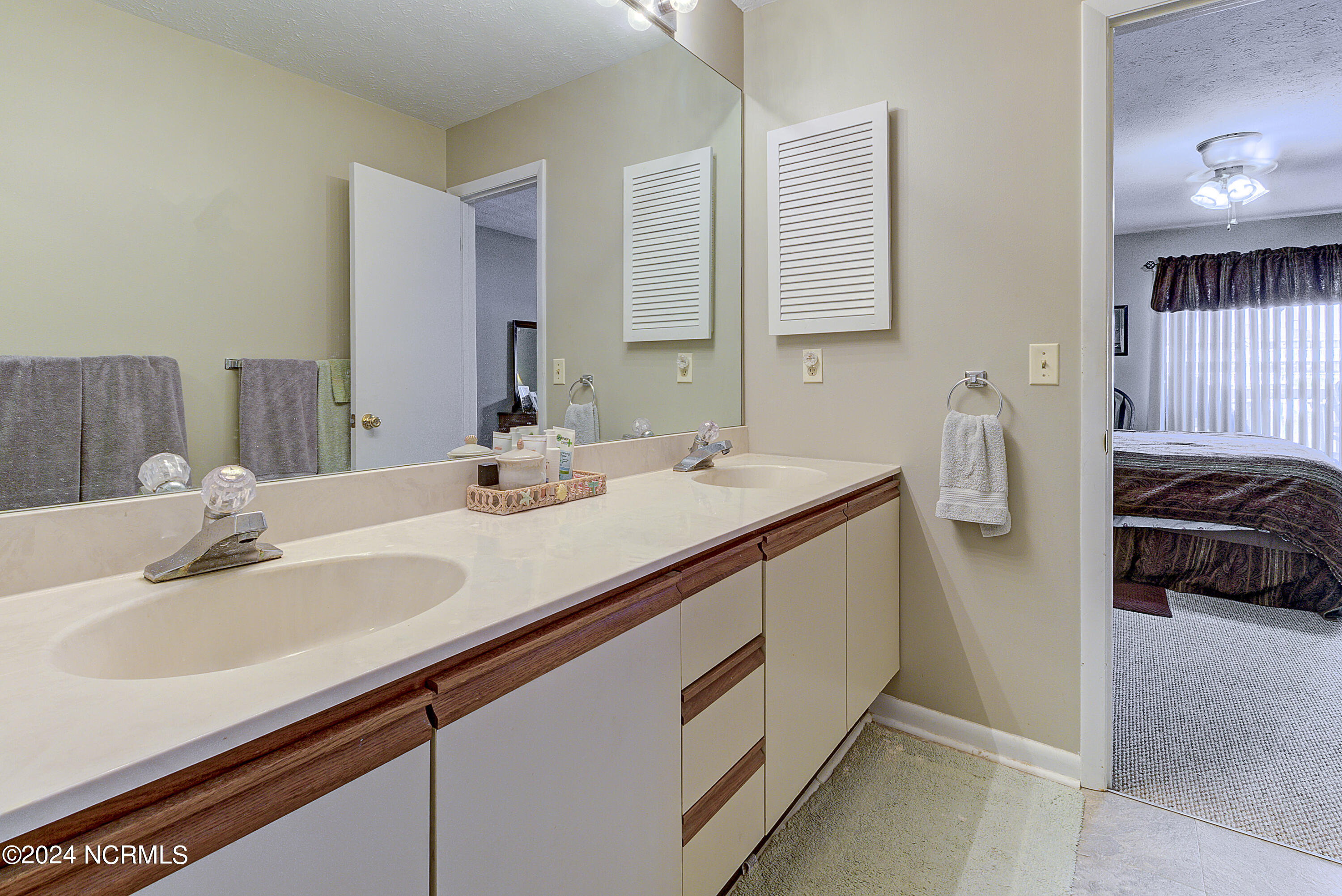 202 Lewis Drive 1207