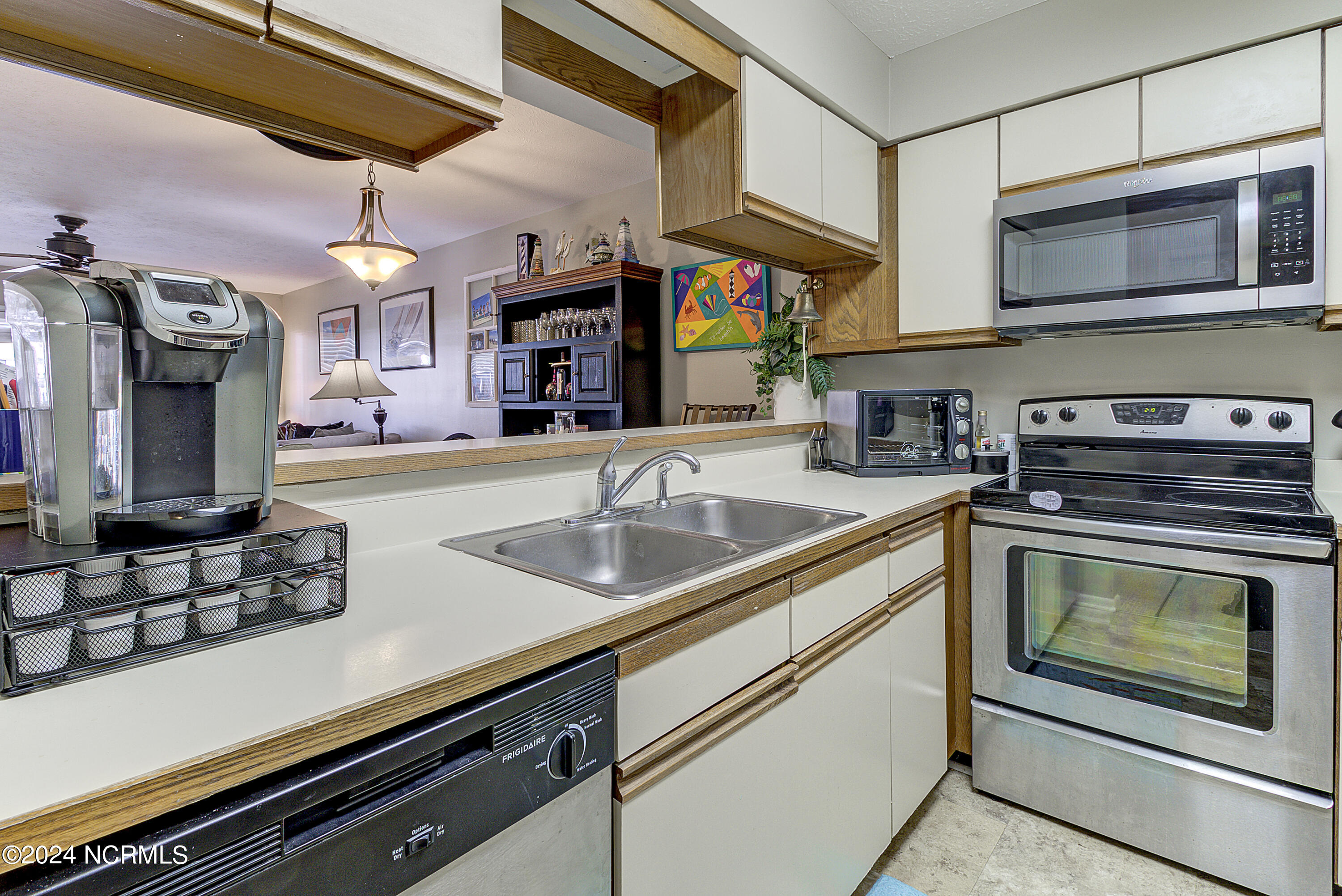 202 Lewis Drive 1207