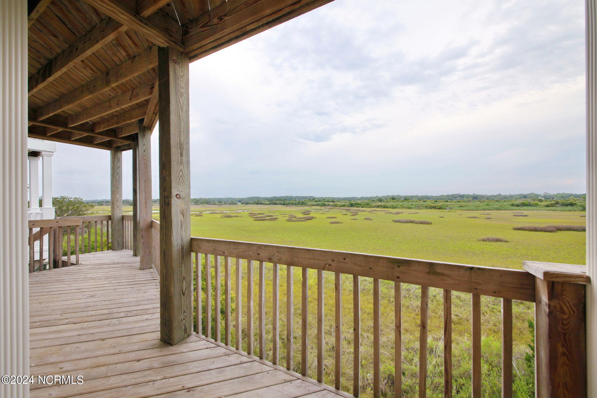 634 Ocean Boulevard W