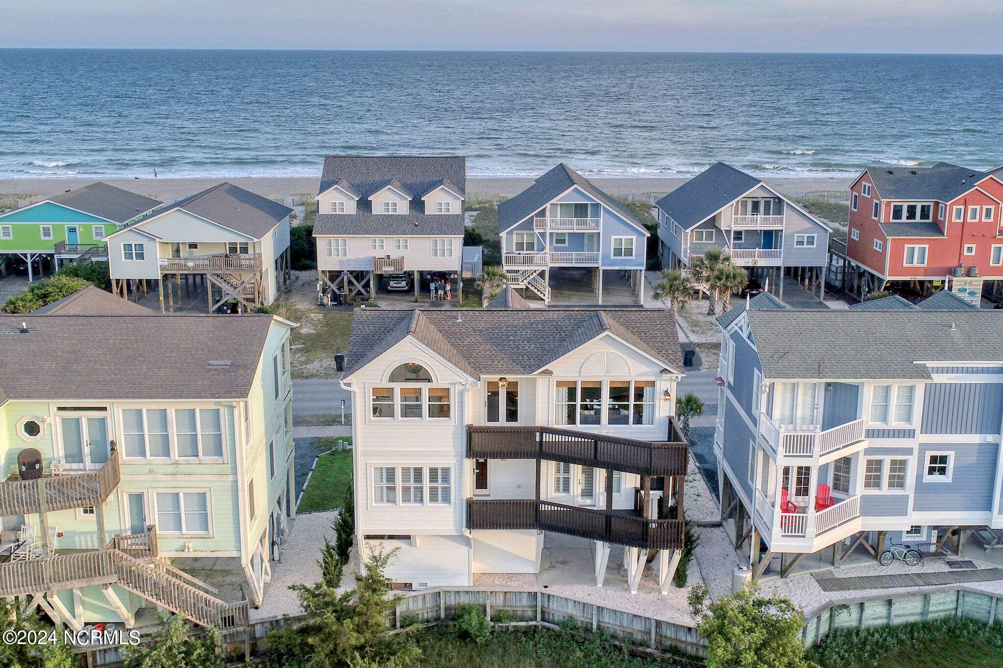 634 Ocean Boulevard W