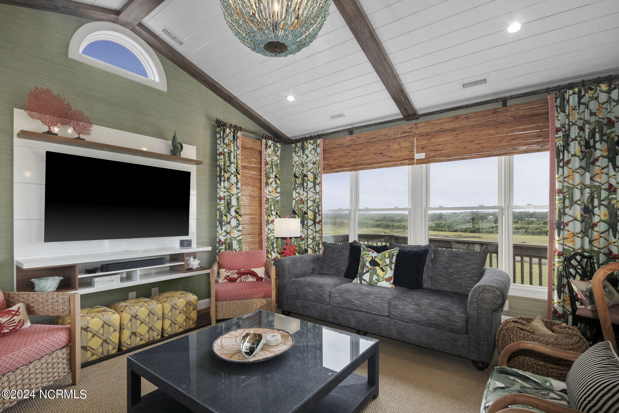 634 Ocean Boulevard W