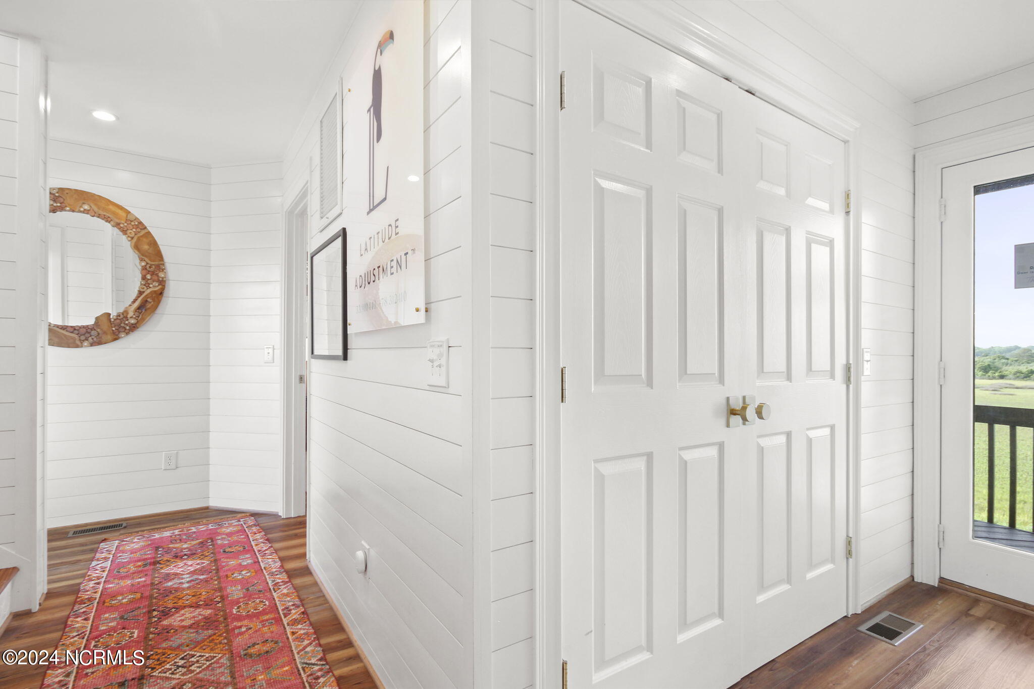 634 Ocean Boulevard W