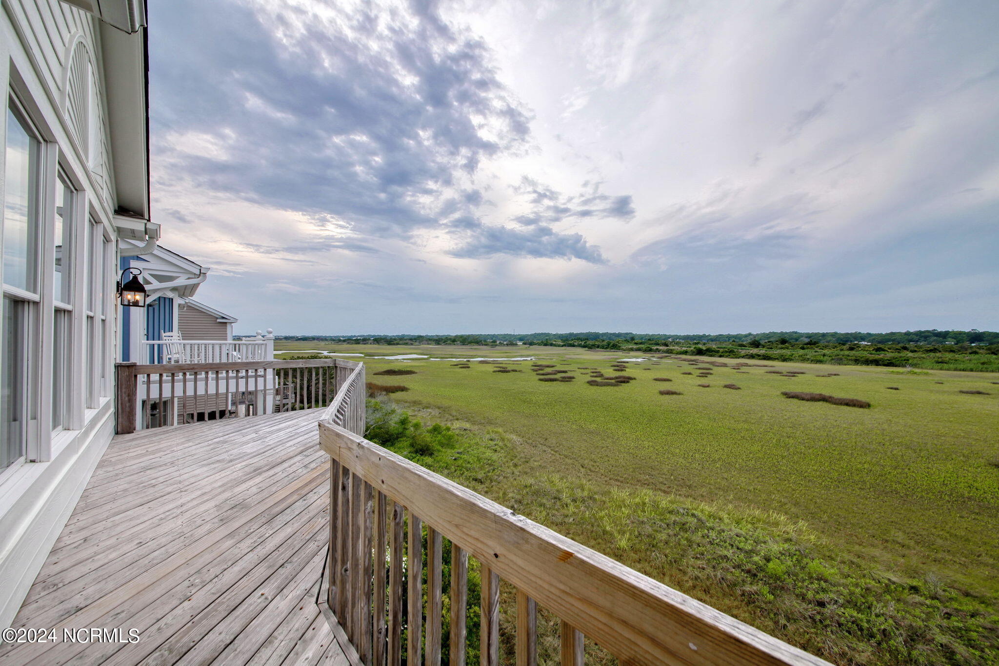 634 Ocean Boulevard W