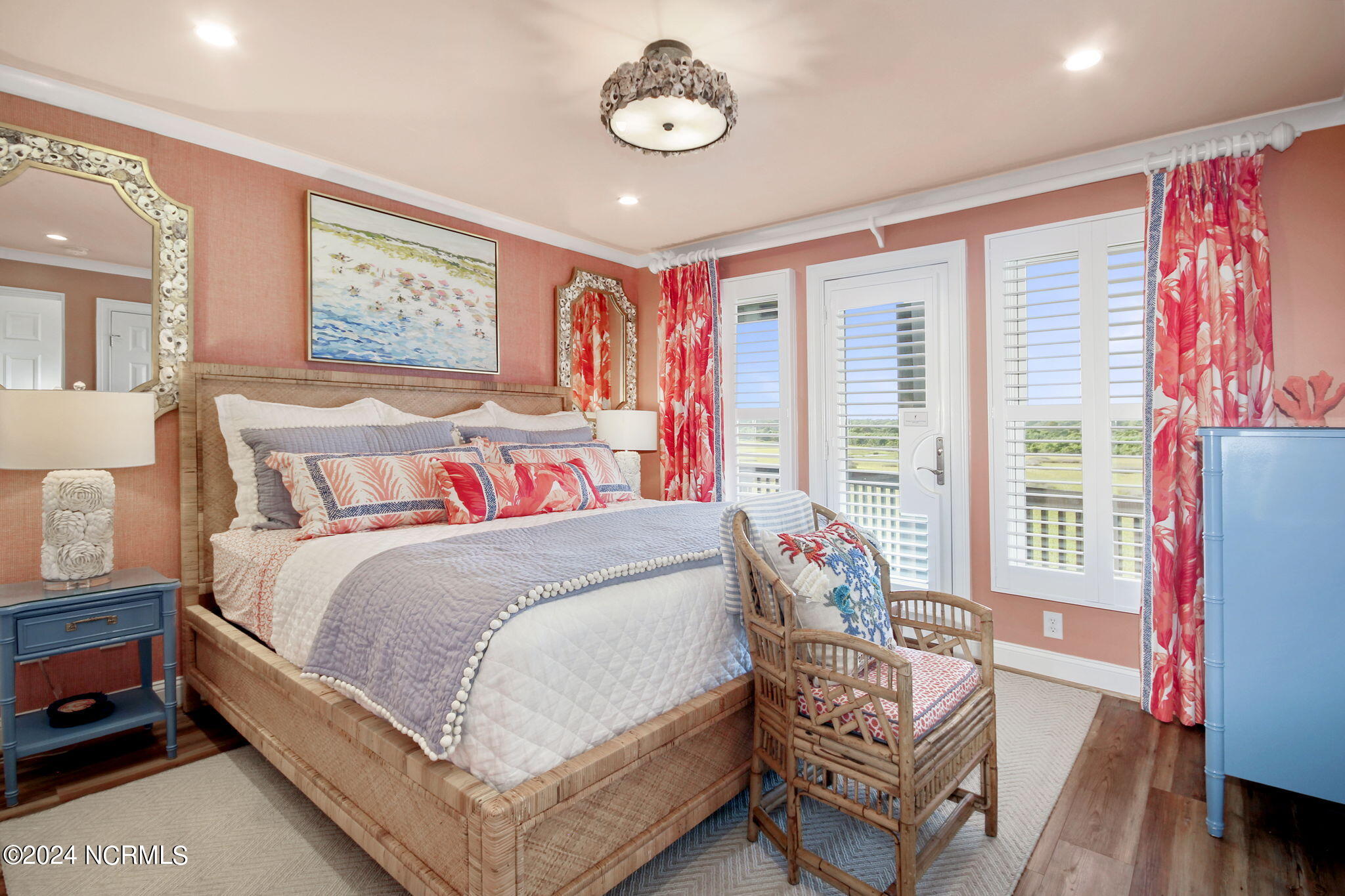 634 Ocean Boulevard W