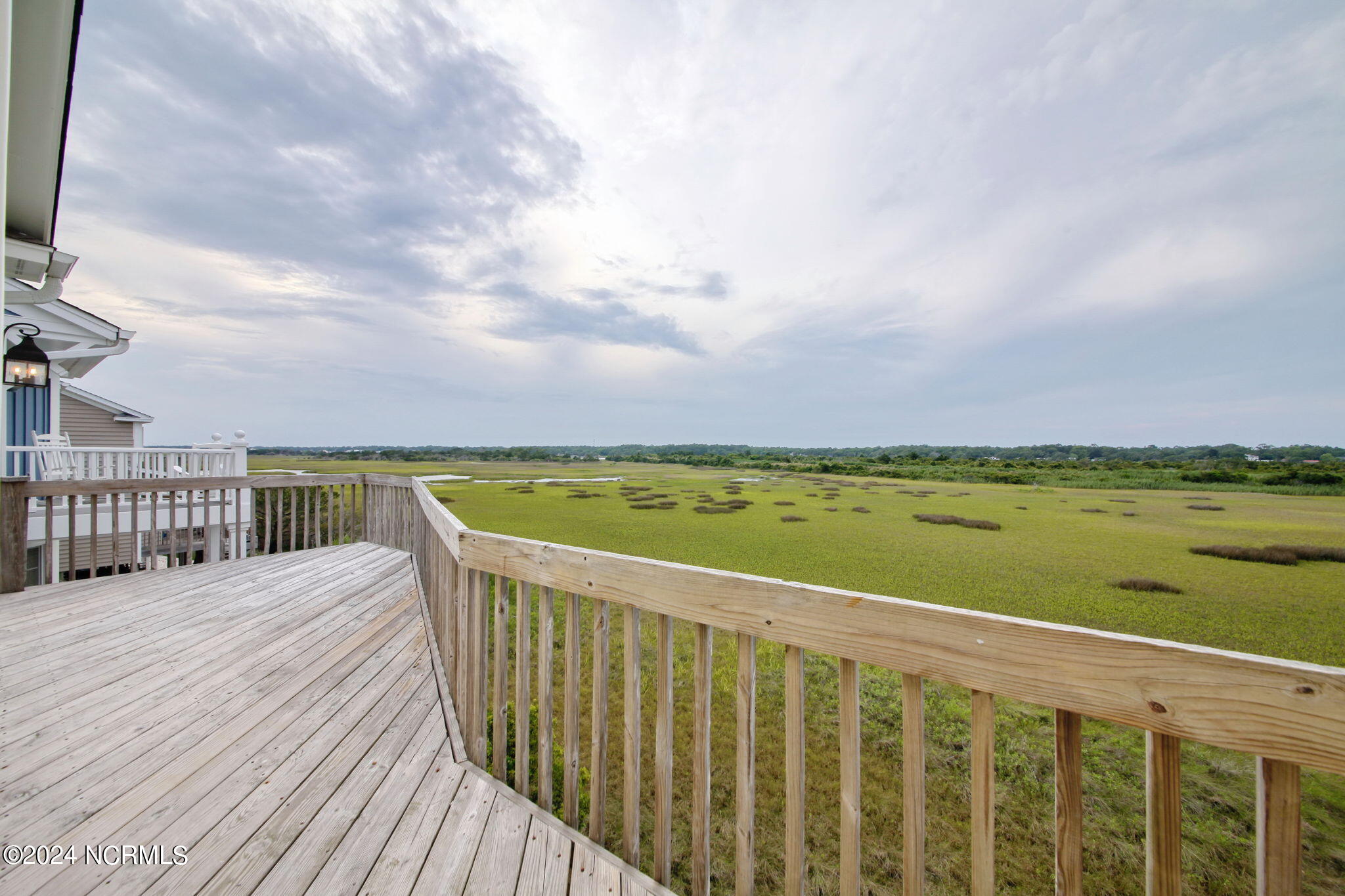 634 Ocean Boulevard W