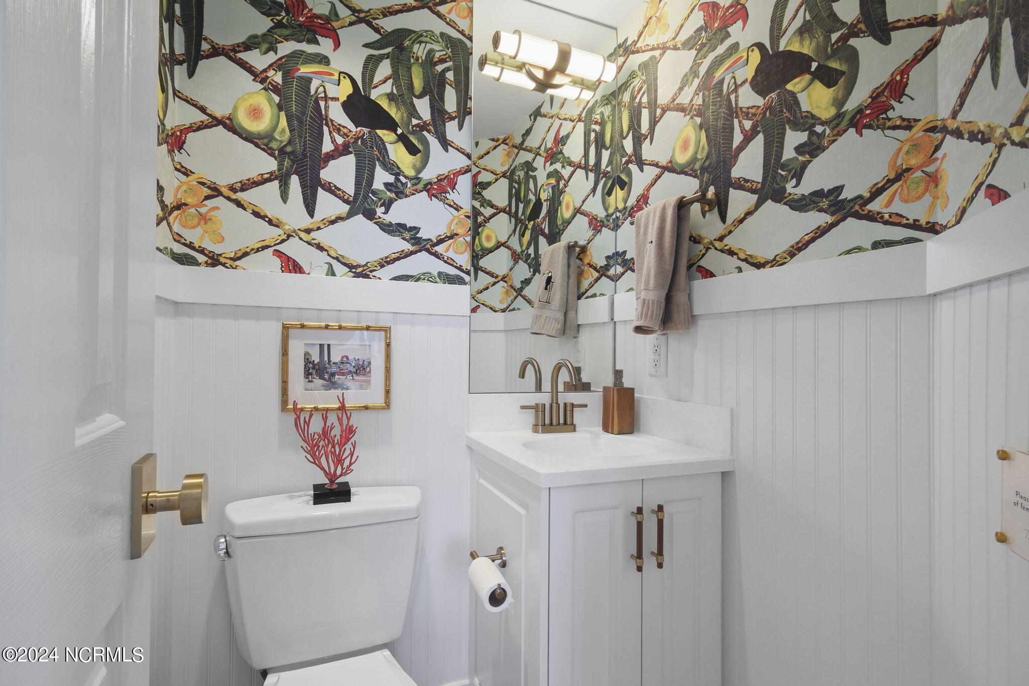 634 Ocean Boulevard W