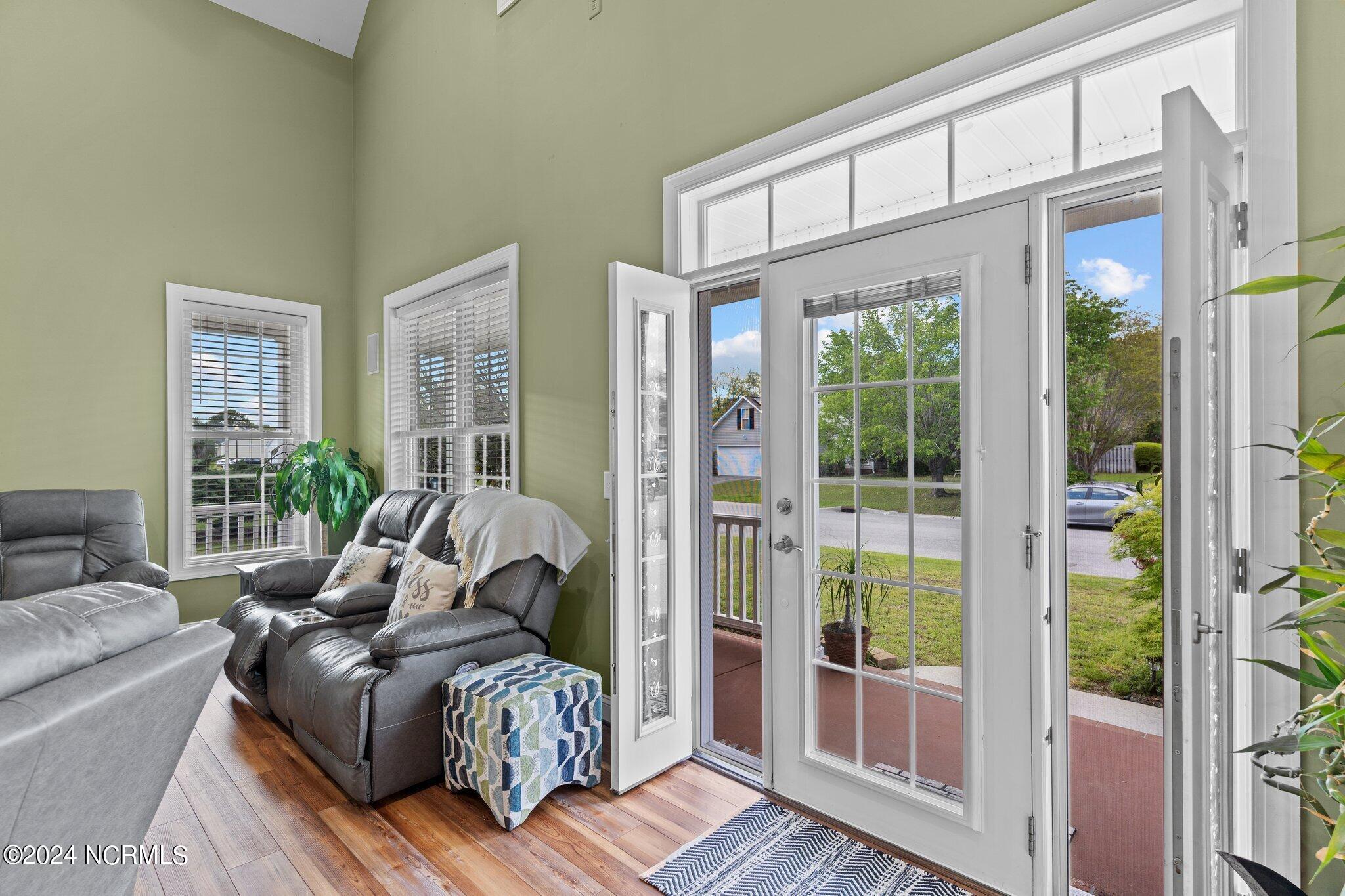 6212 Ambleside Drive