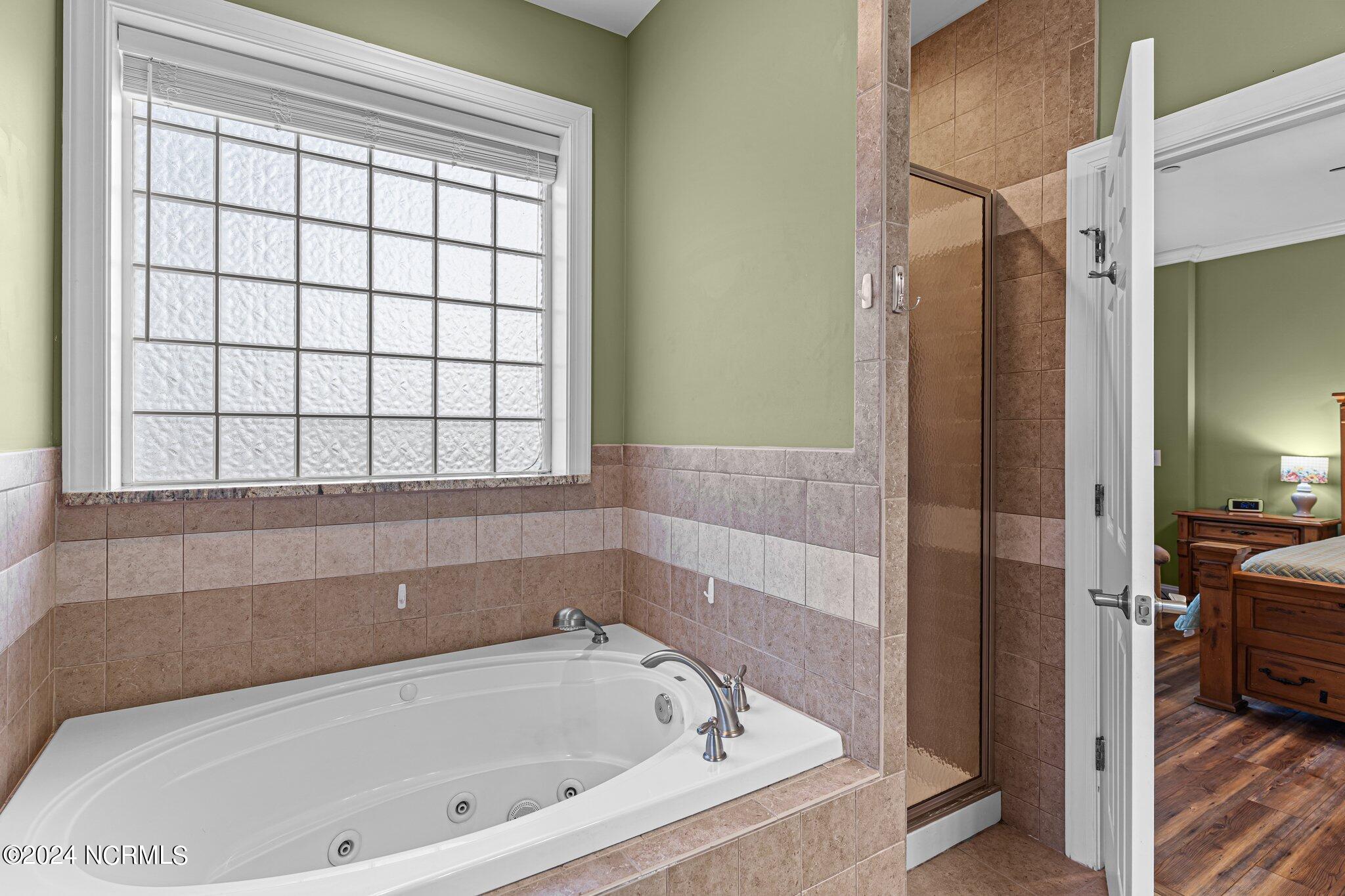 6212 Ambleside Drive