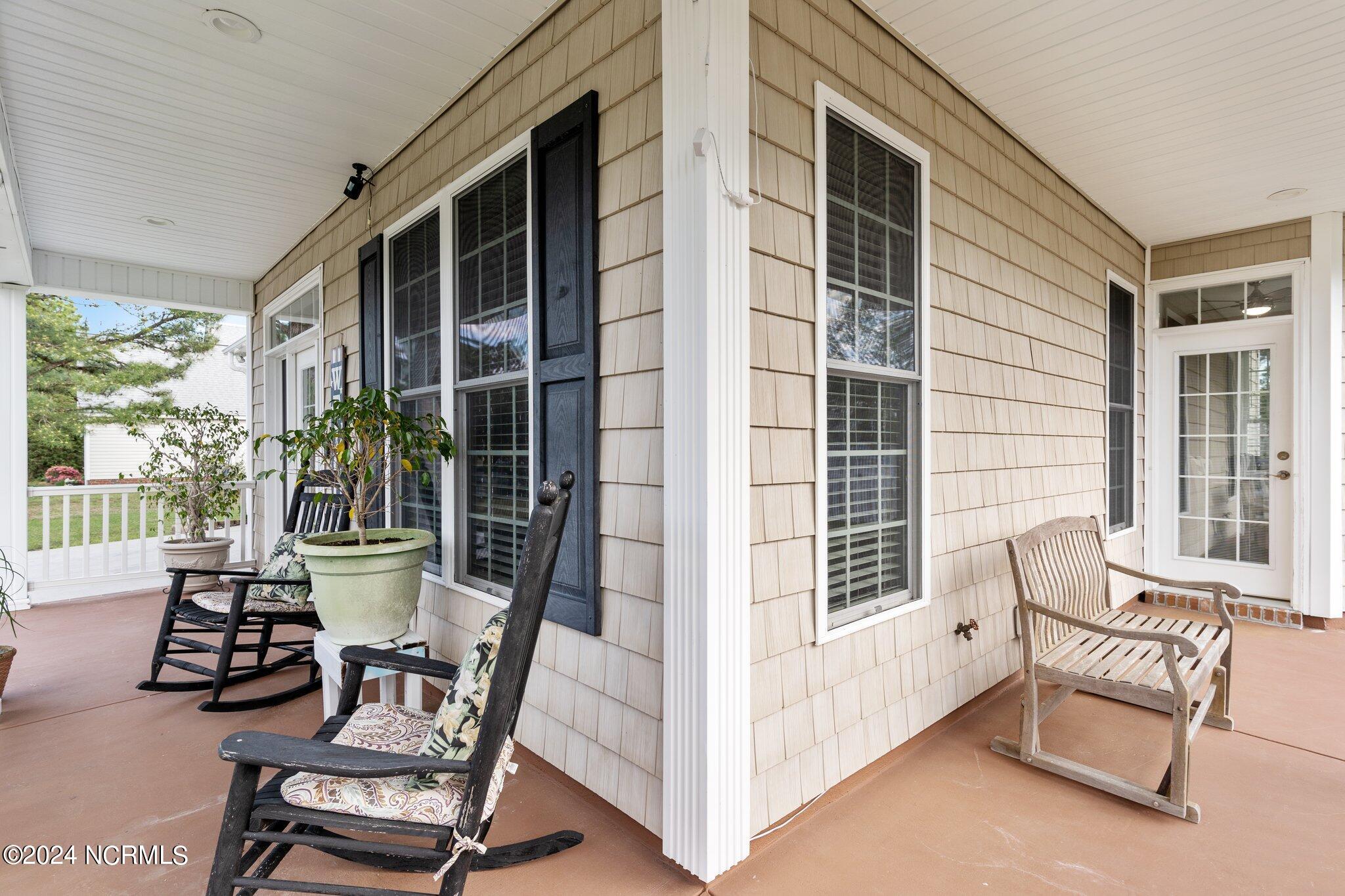 6212 Ambleside Drive