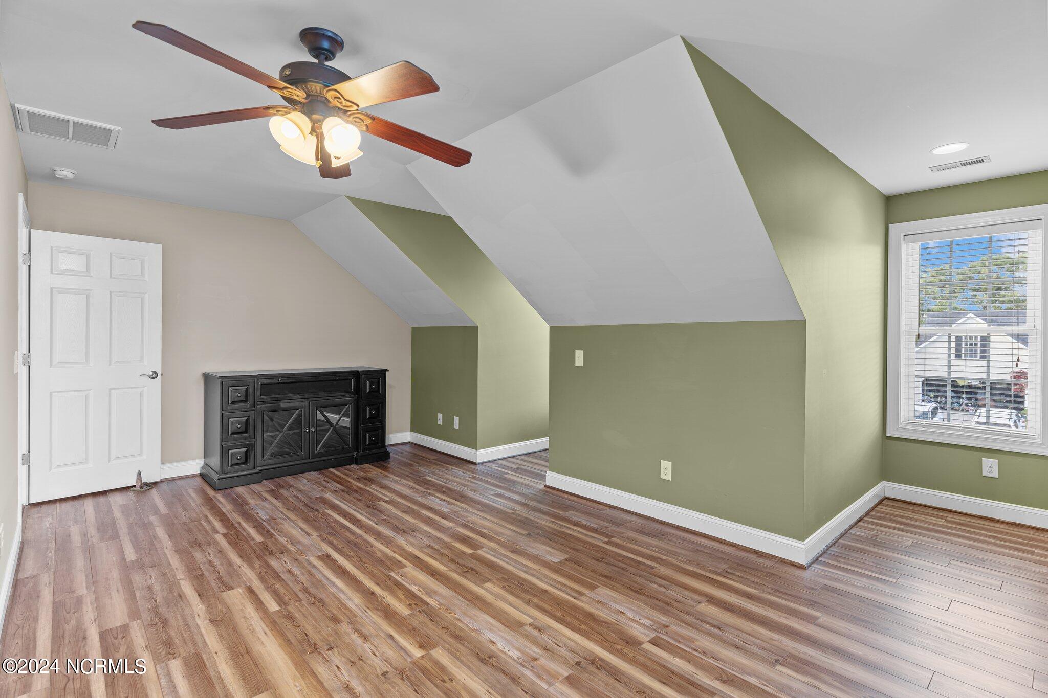 6212 Ambleside Drive