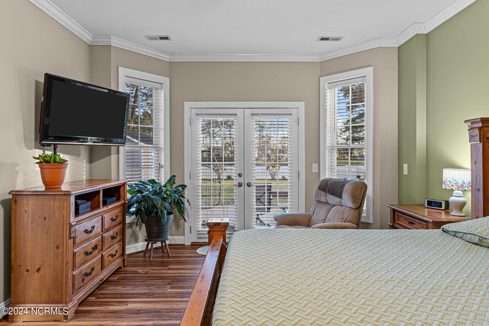 6212 Ambleside Drive