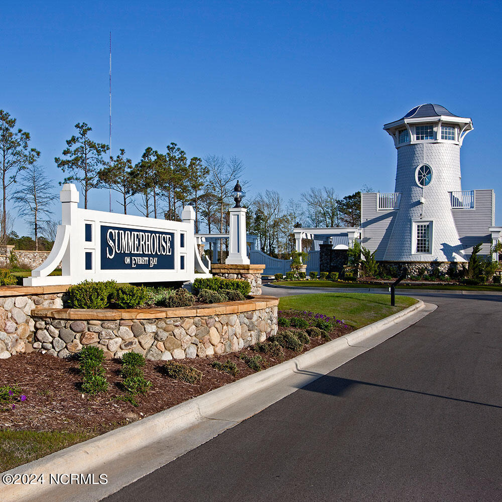 346 Lake Firefly Loop