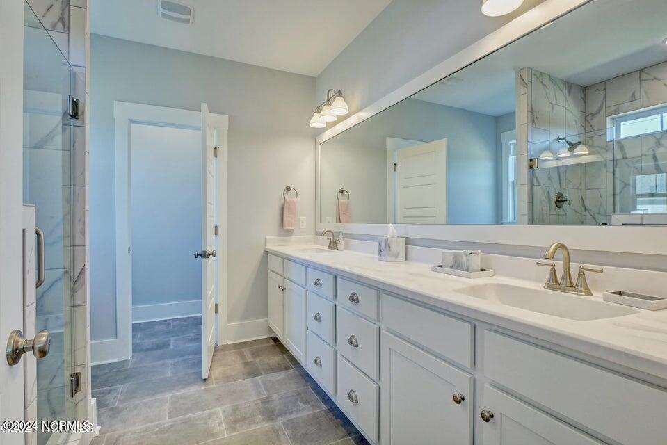 346 Lake Firefly Loop