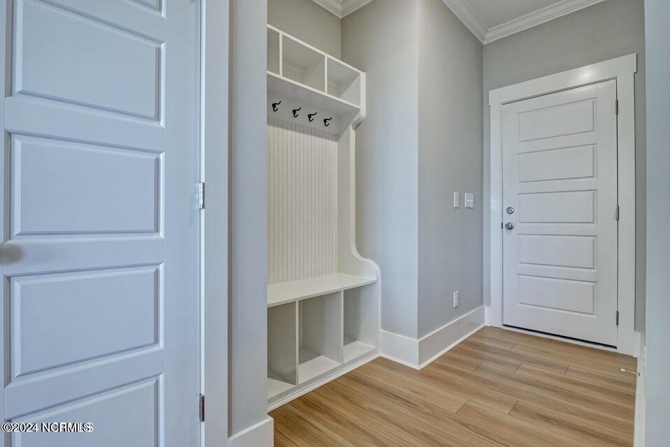 346 Lake Firefly Loop