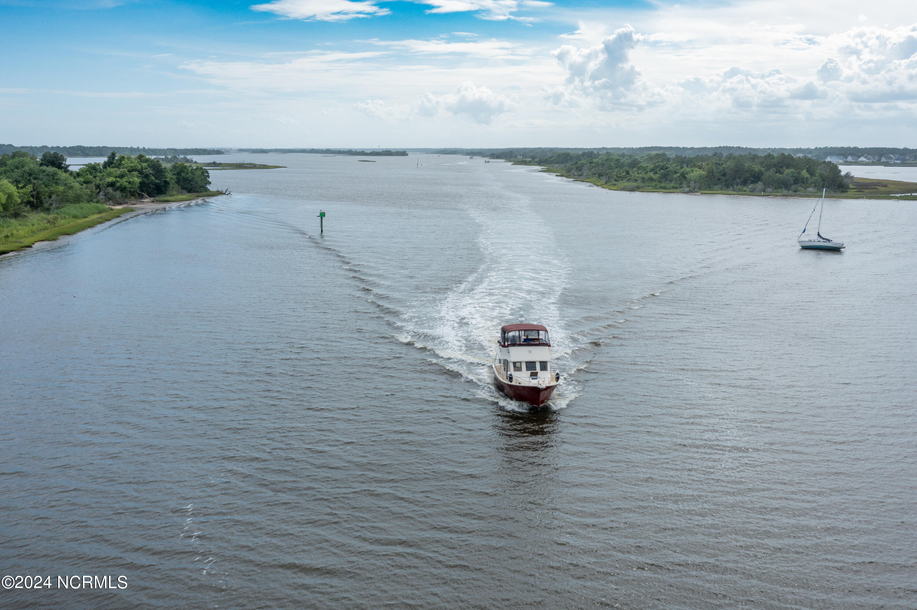 346 Lake Firefly Loop