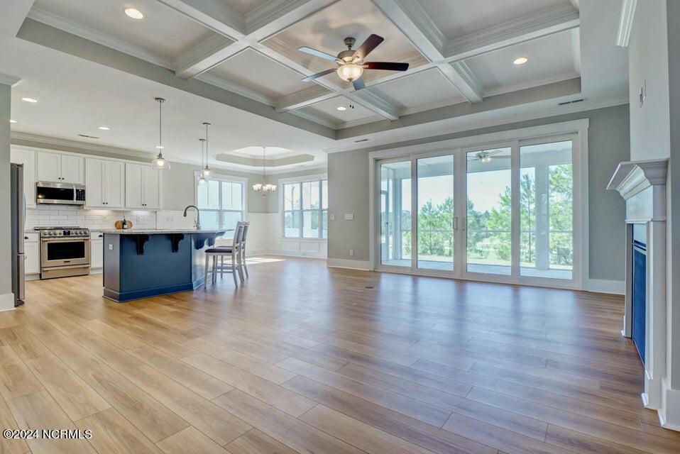 346 Lake Firefly Loop