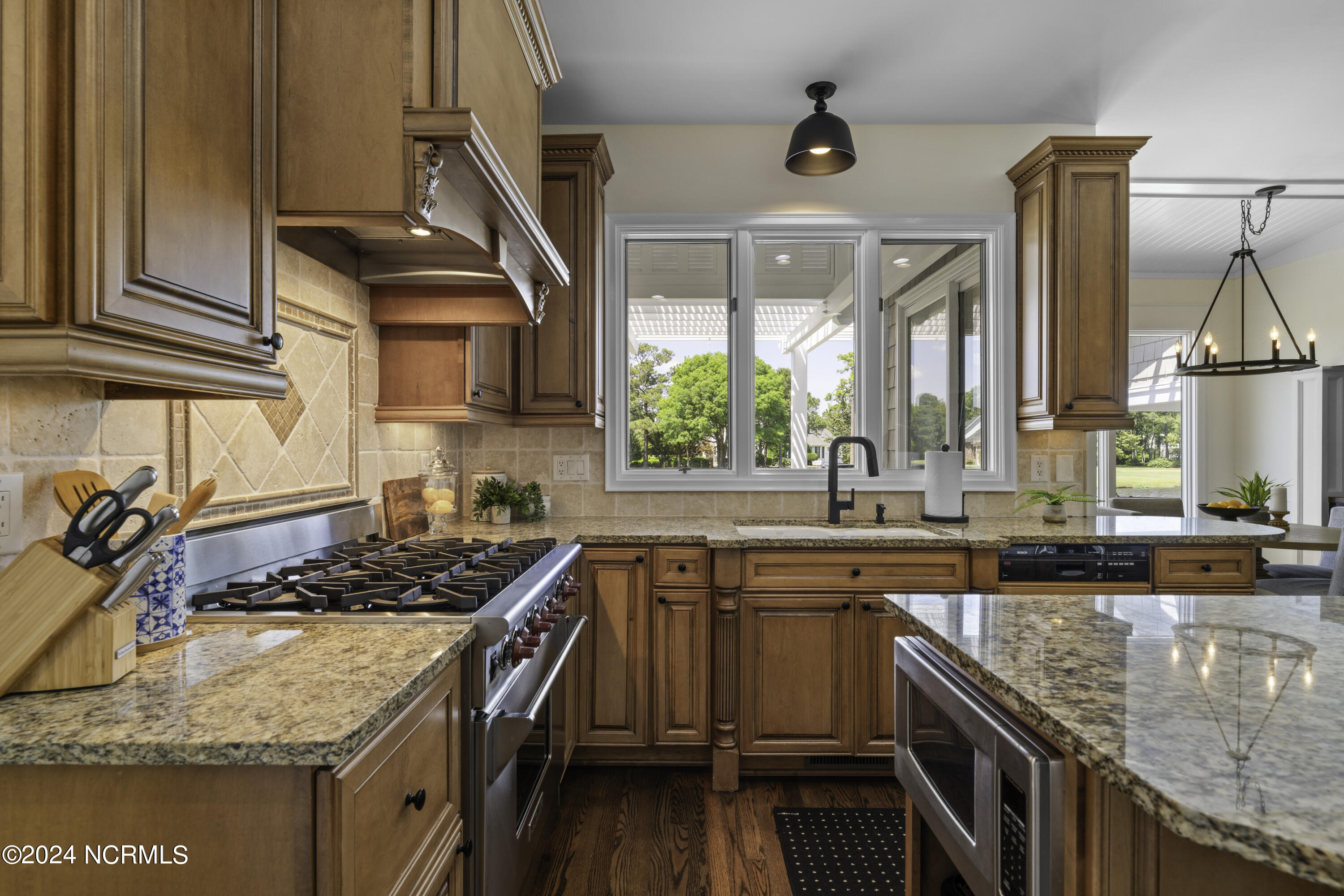 1732 Verrazzano Drive