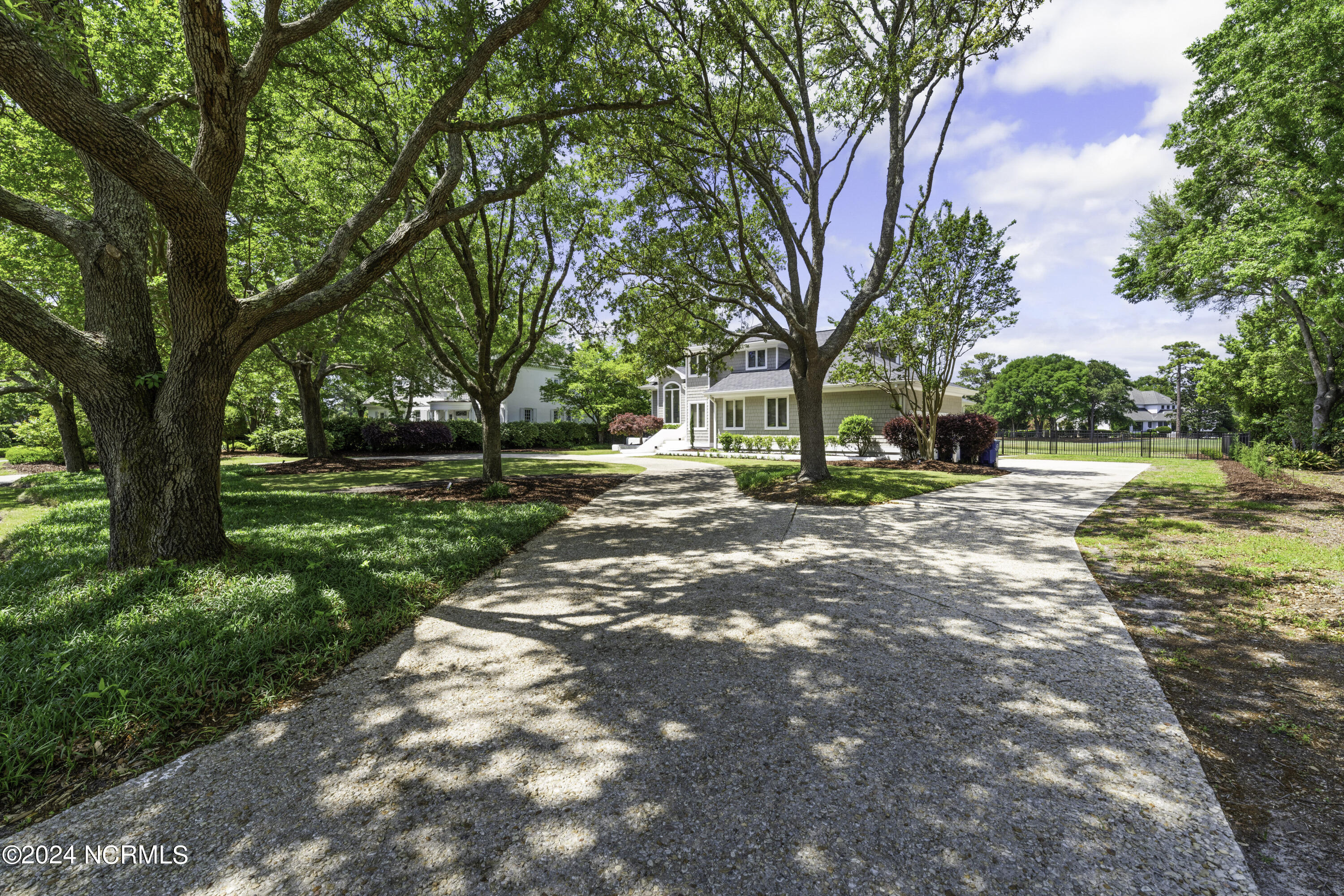 1732 Verrazzano Drive