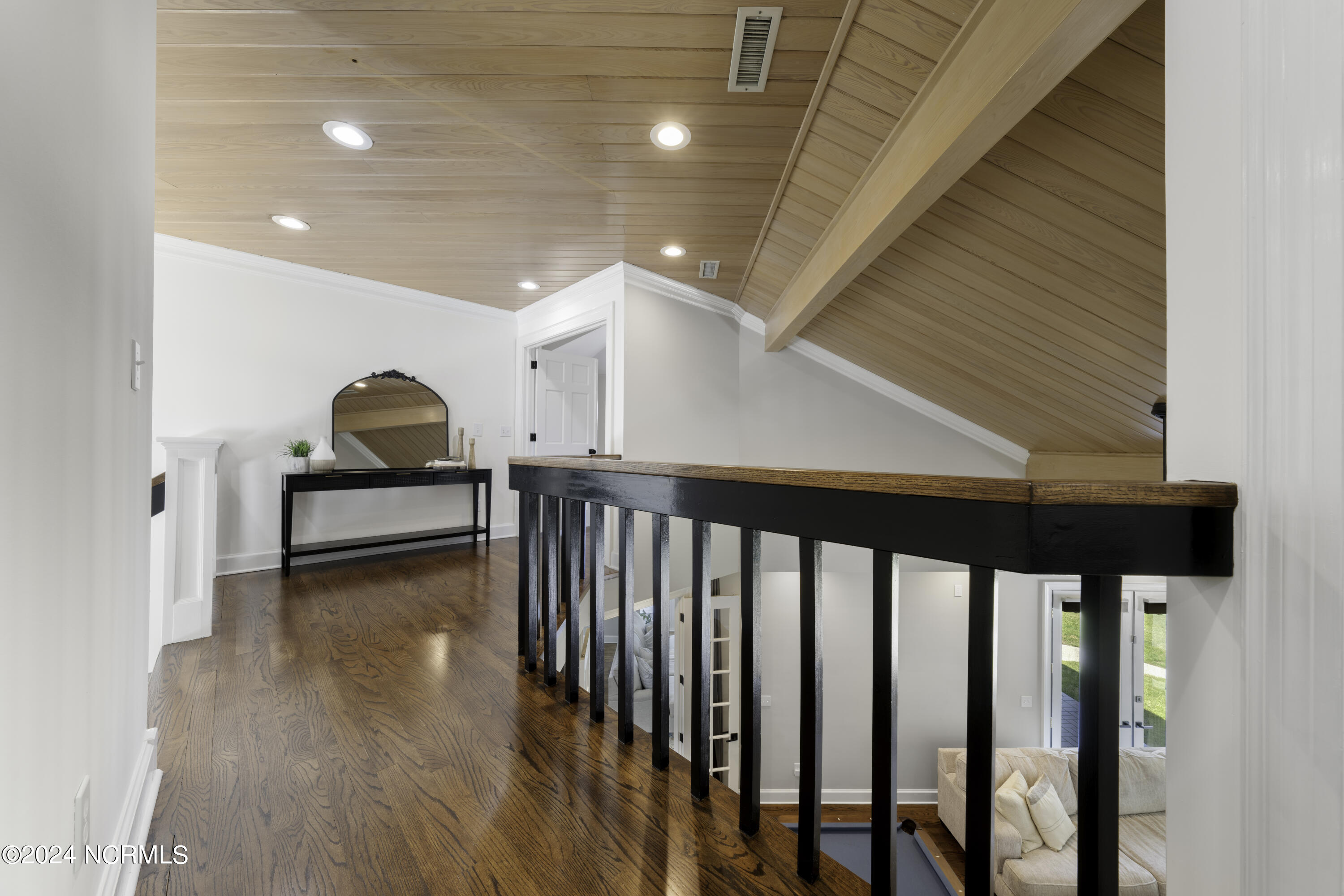 1732 Verrazzano Drive