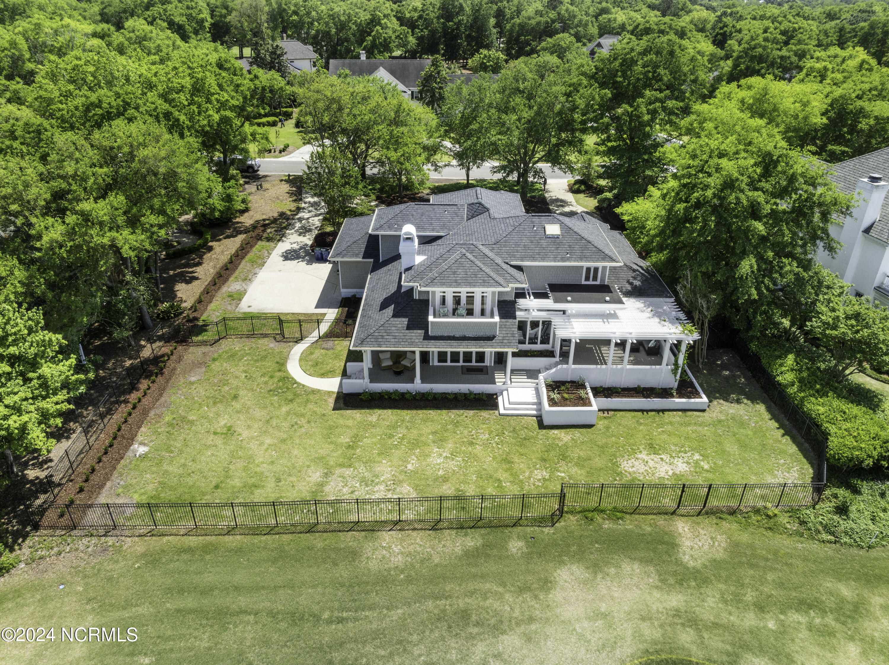 1732 Verrazzano Drive