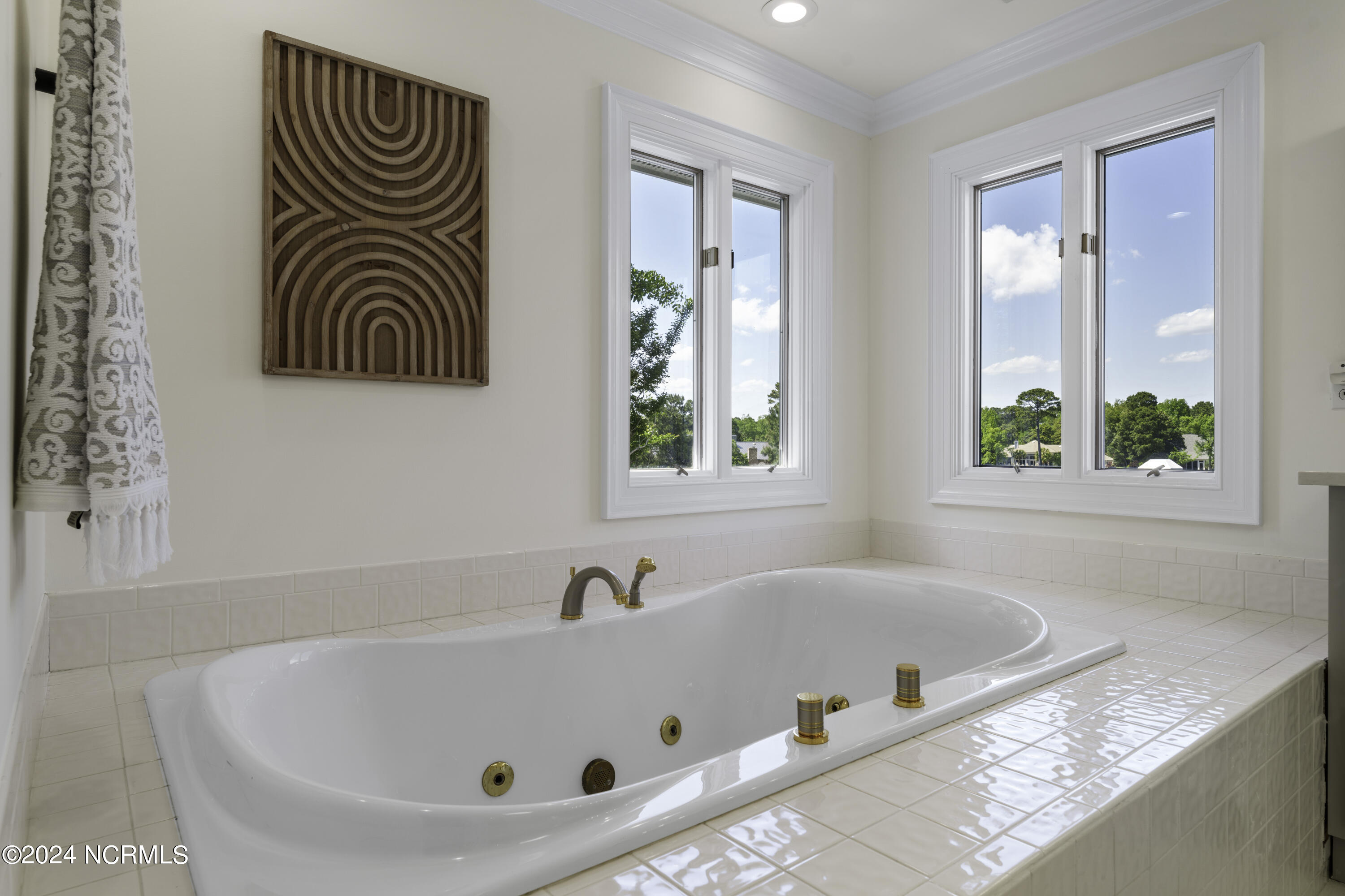 1732 Verrazzano Drive