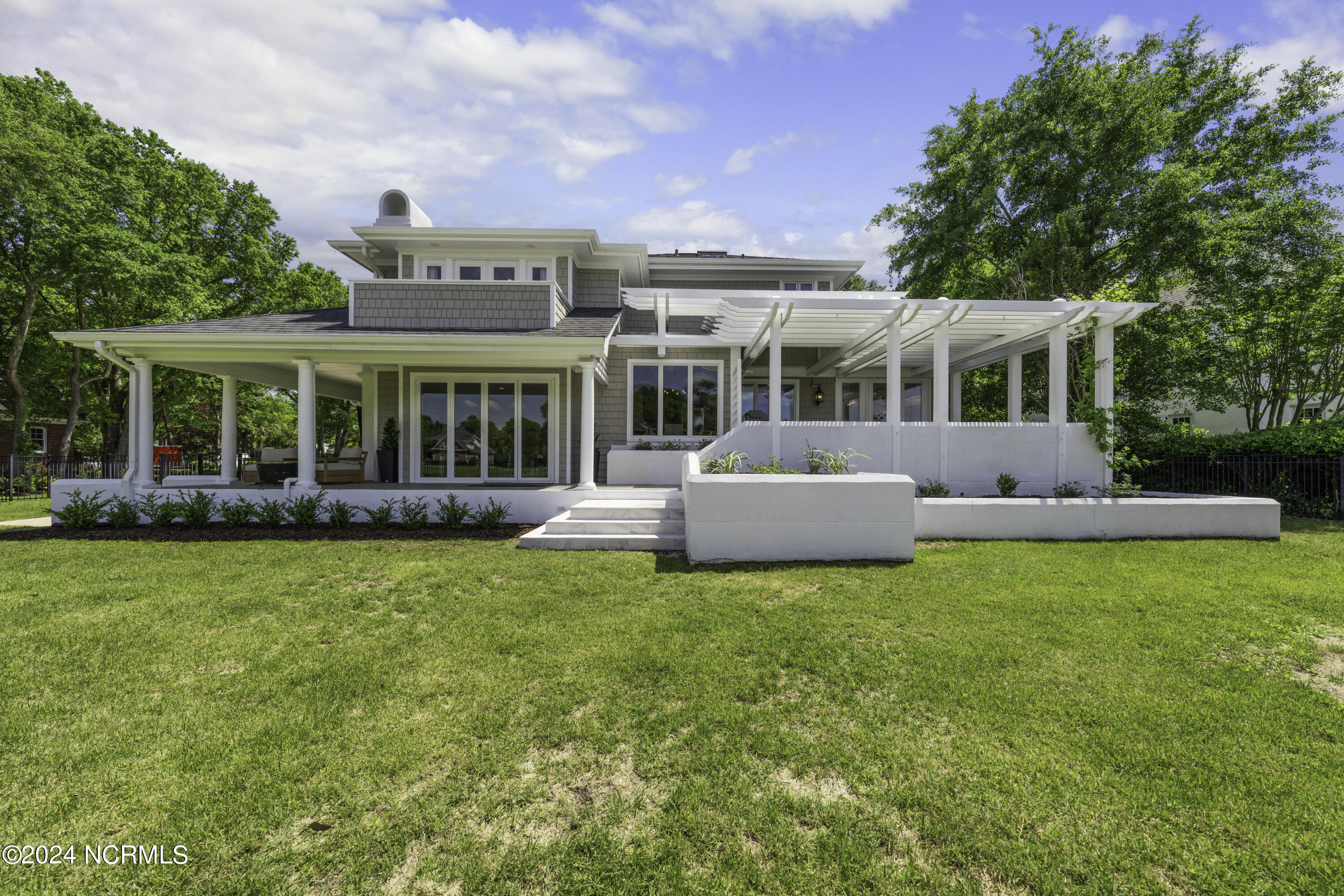 1732 Verrazzano Drive