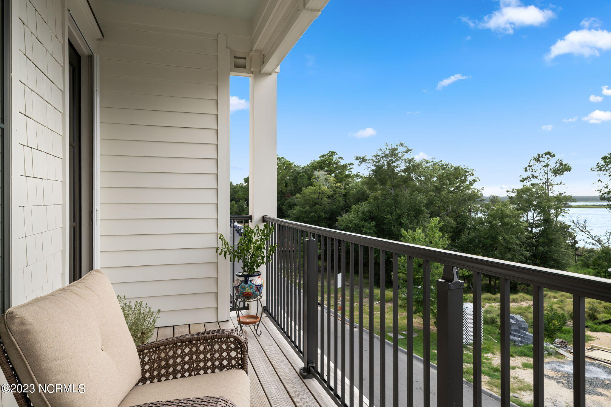 3605 Watercraft Ferry Avenue