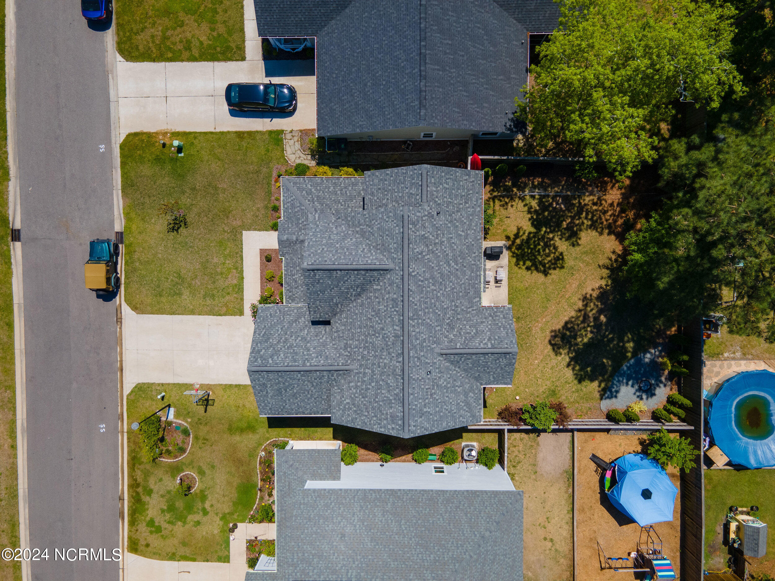 34 E Cloverfield Lane