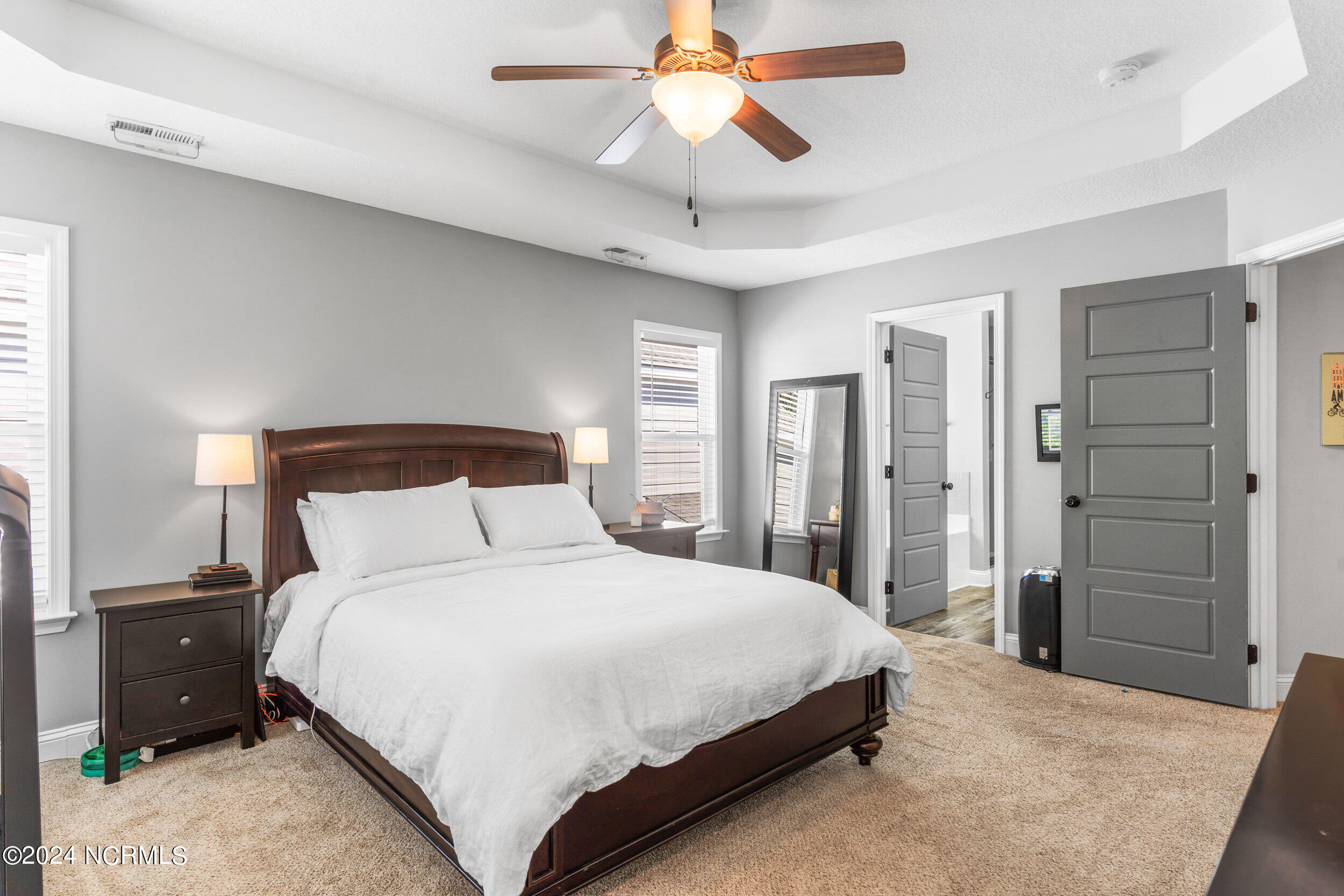 34 E Cloverfield Lane