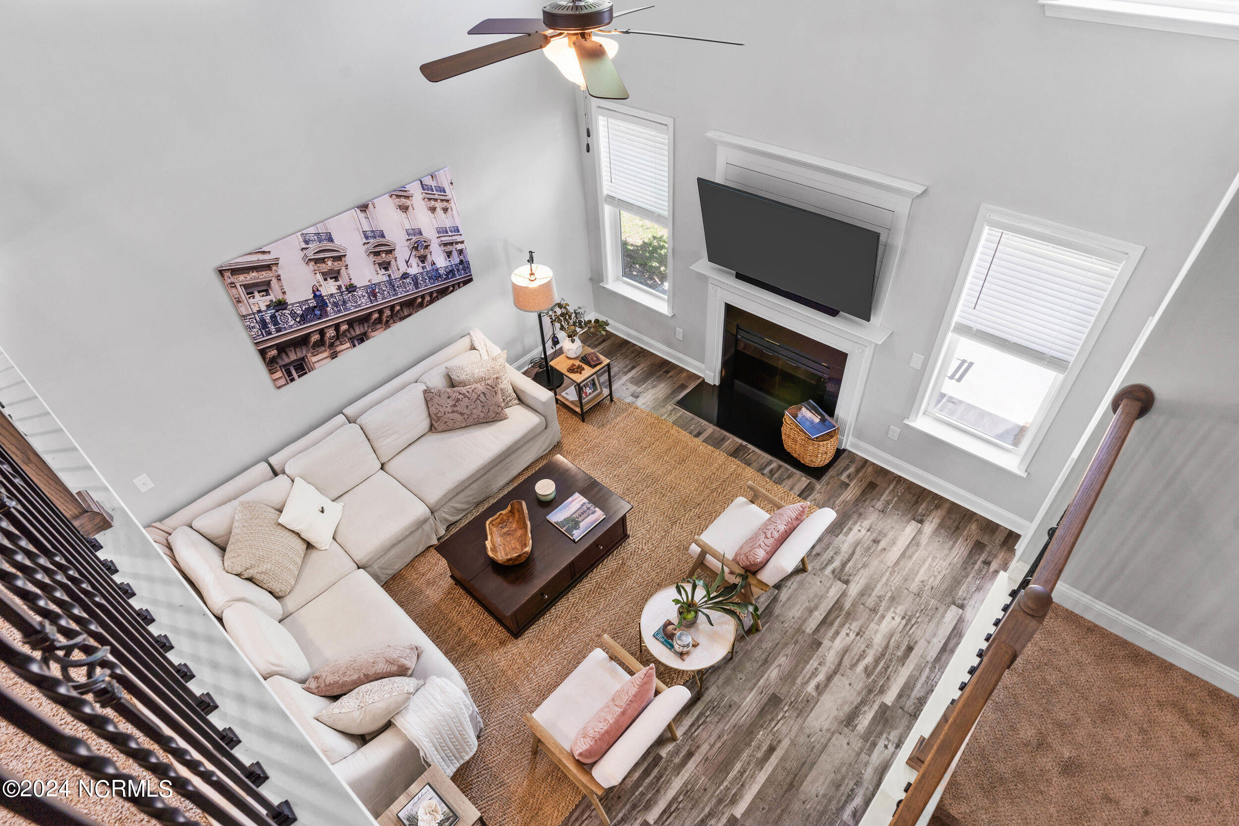 34 E Cloverfield Lane