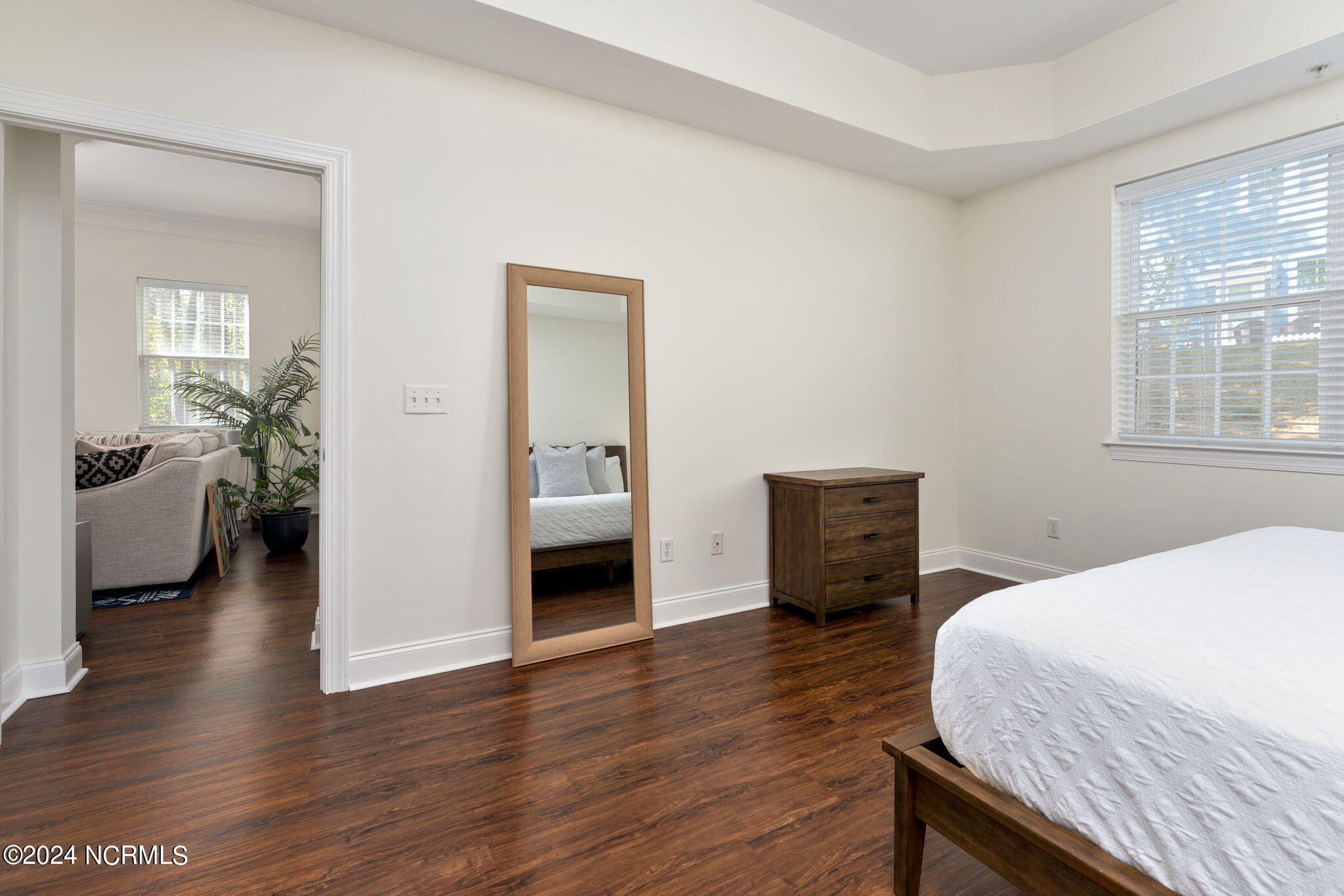 215 Valencia Court, 101