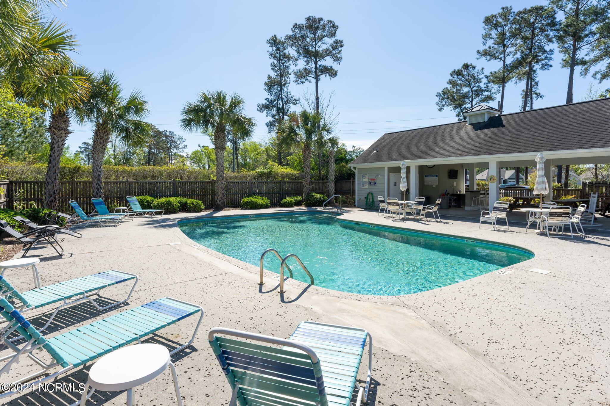 215 Valencia Court, 101