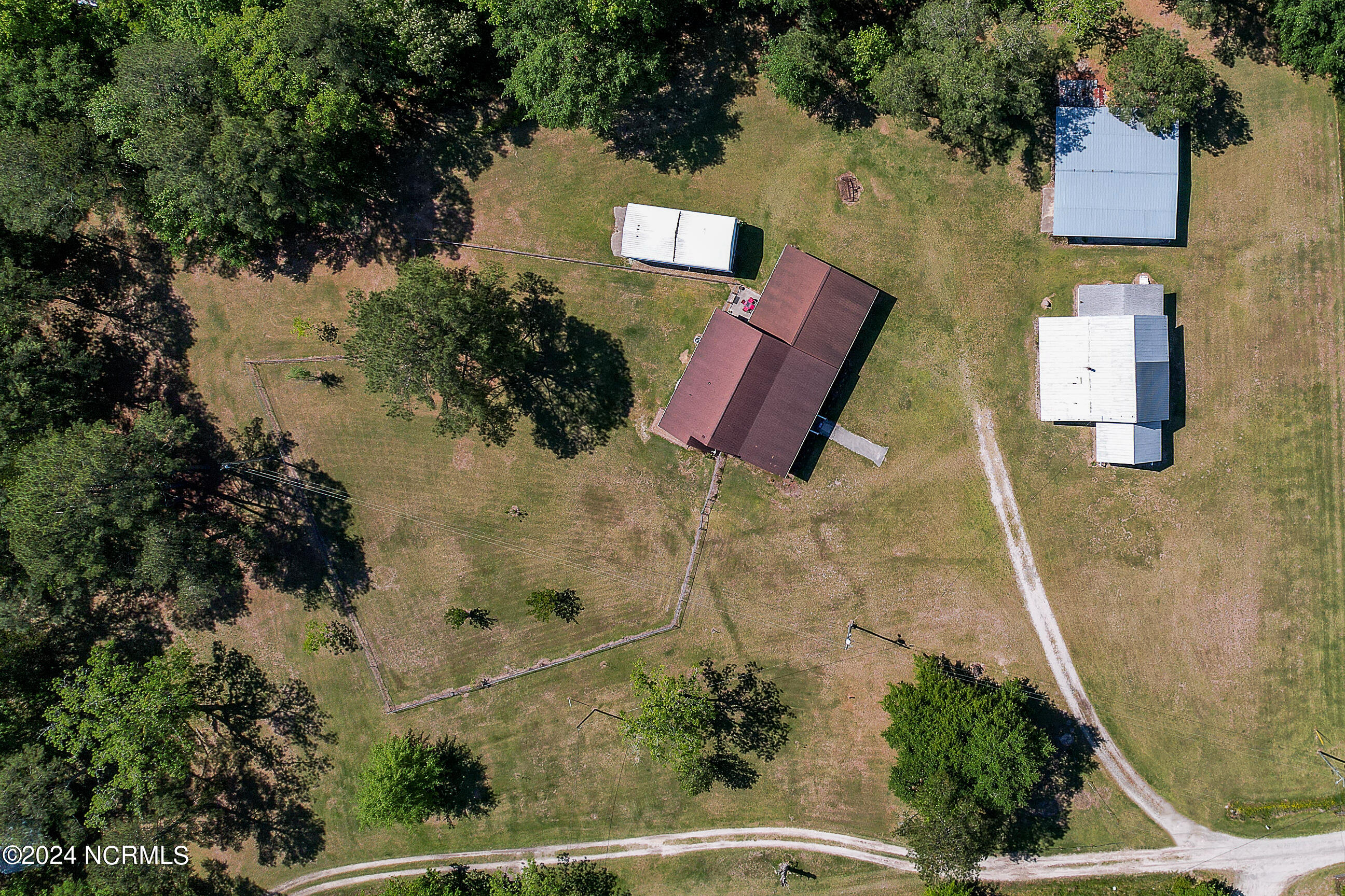 1128 Old Tar Landing Road