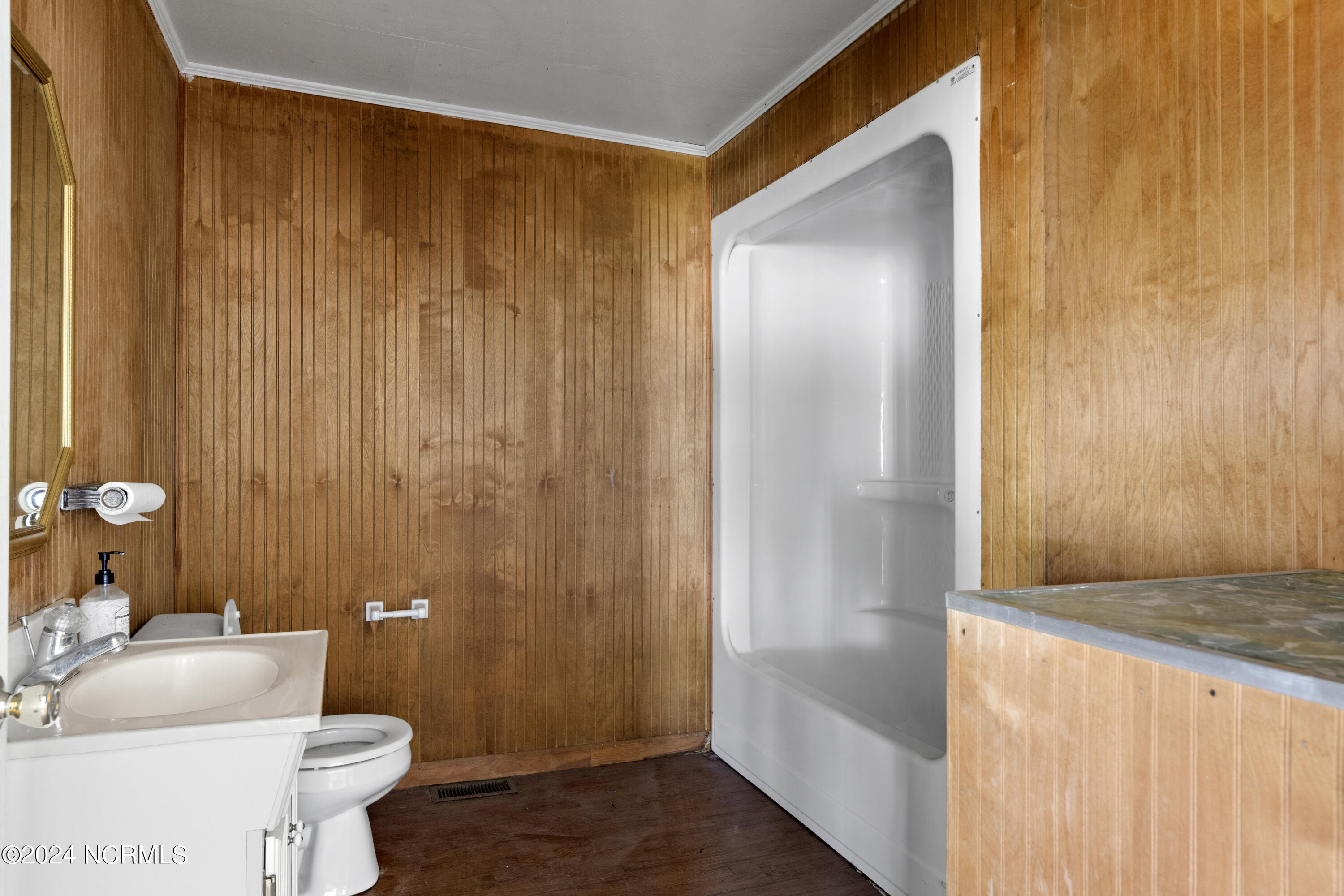 1128 Old Tar Landing Road