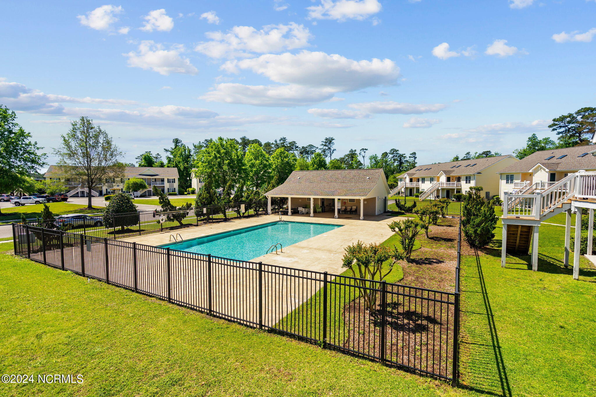 4613 Mcclelland Drive, F-201