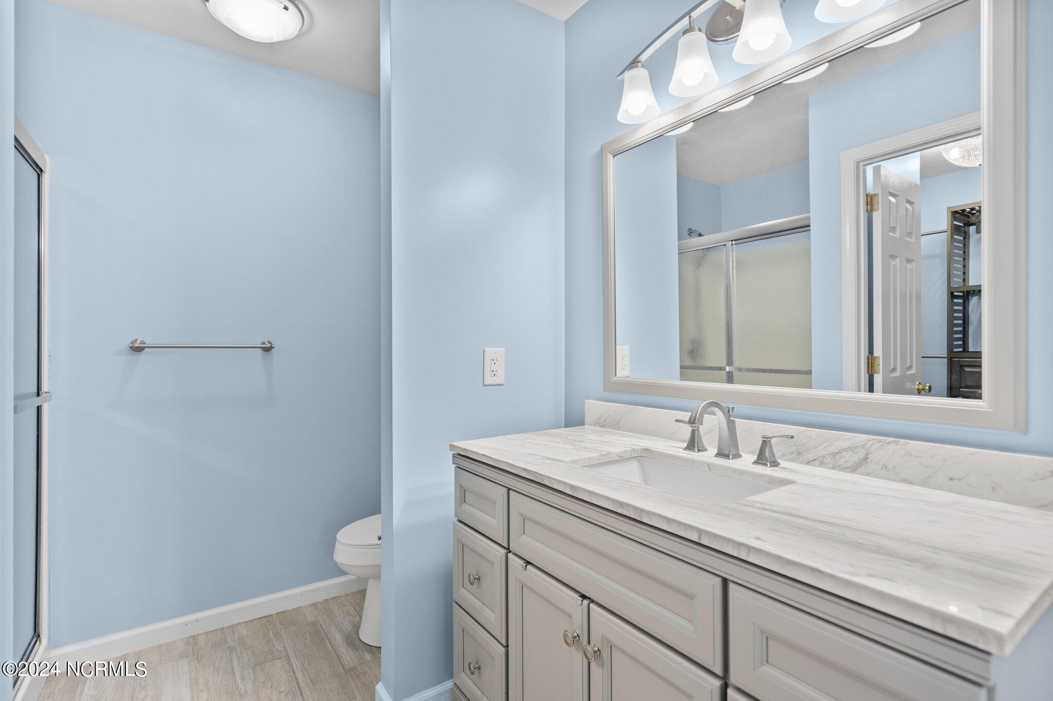 4613 Mcclelland Drive, F-201