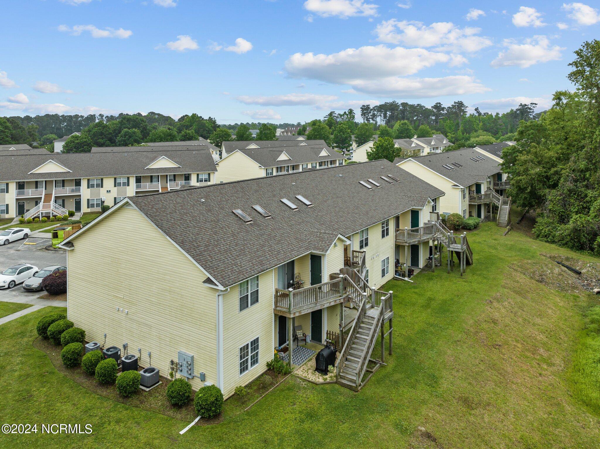 4613 Mcclelland Drive, F-201