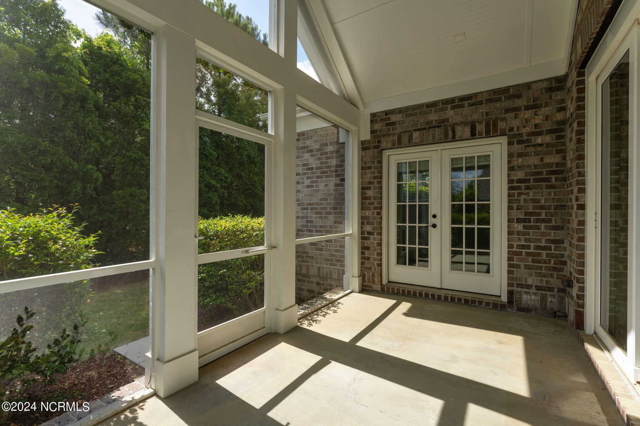 853 Bedminister Lane