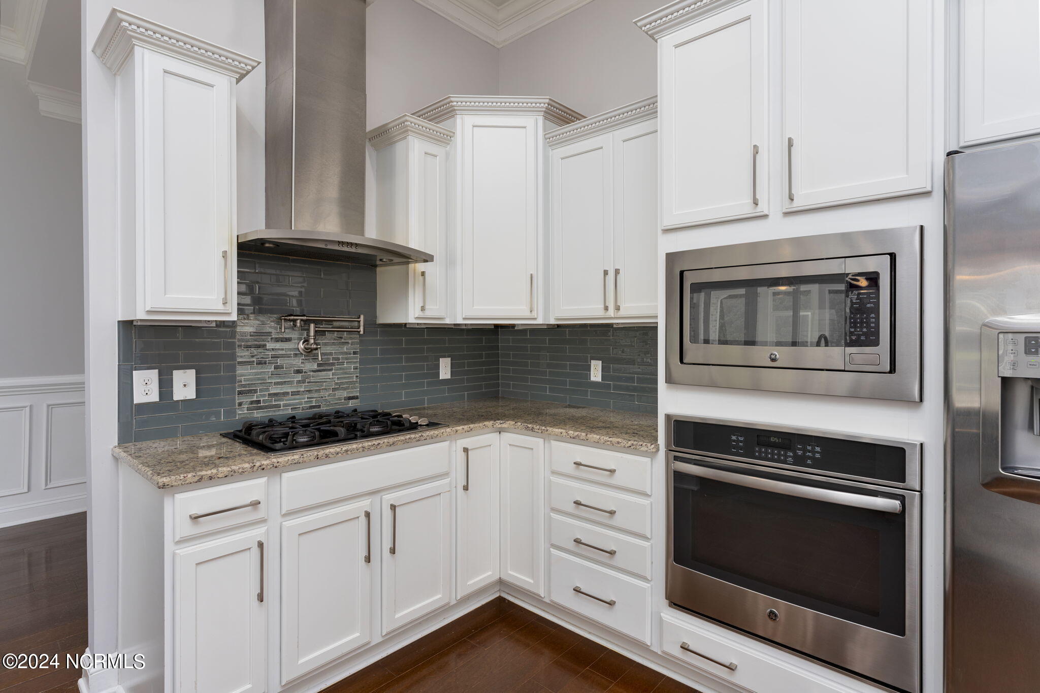 853 Bedminister Lane