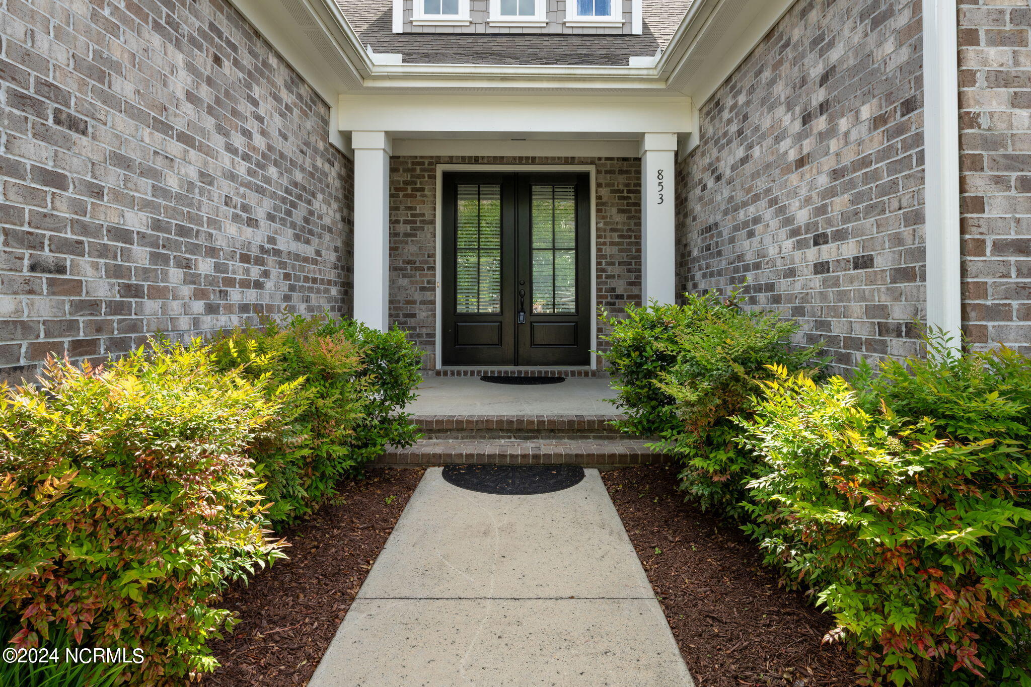 853 Bedminister Lane