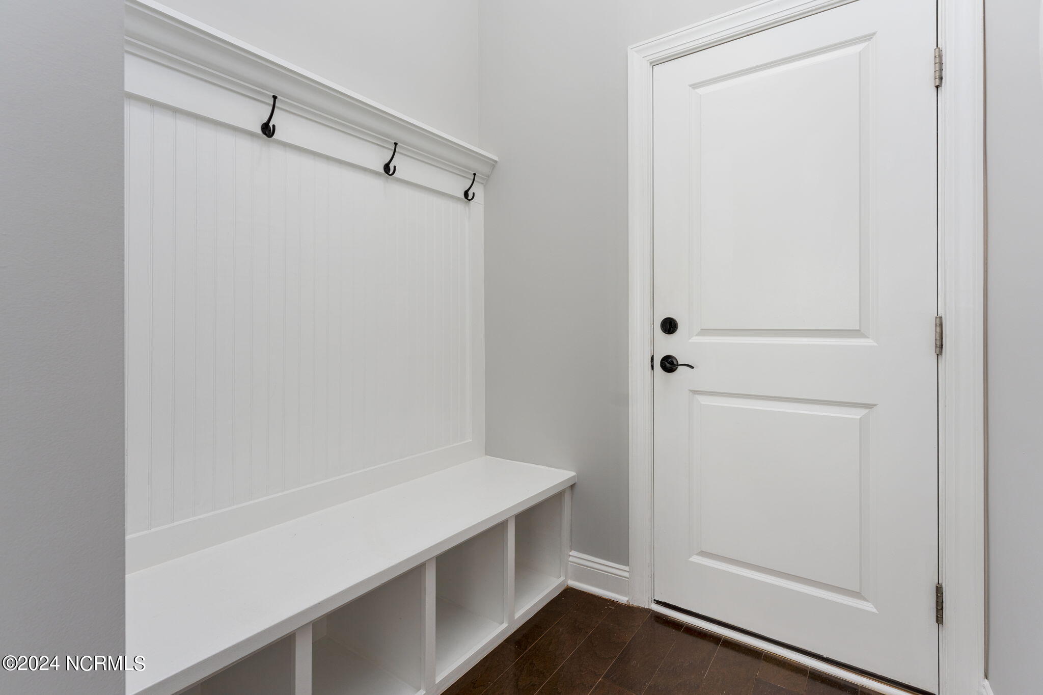 853 Bedminister Lane